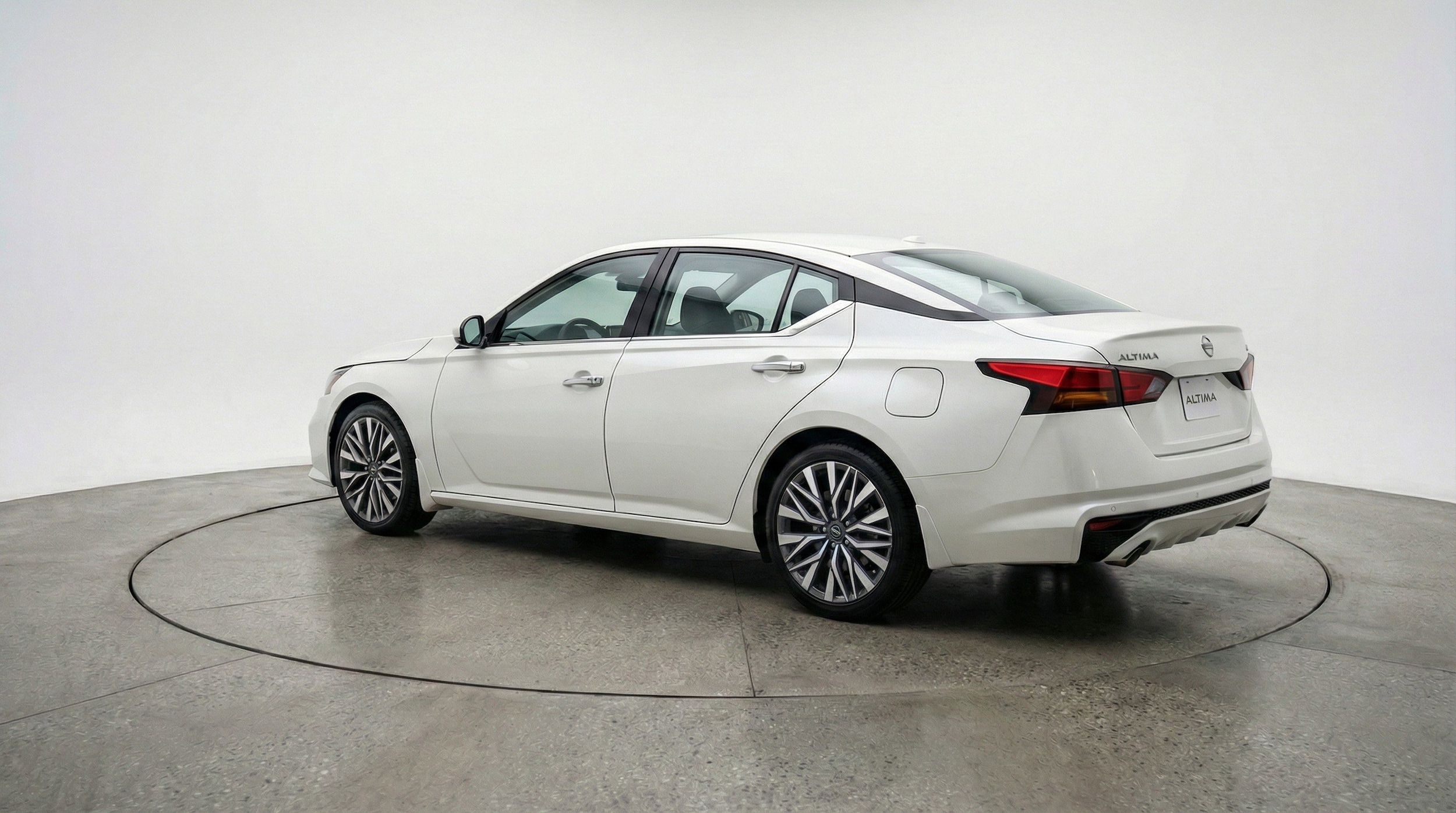 Thumbnail: 2025 Nissan Altima - 6