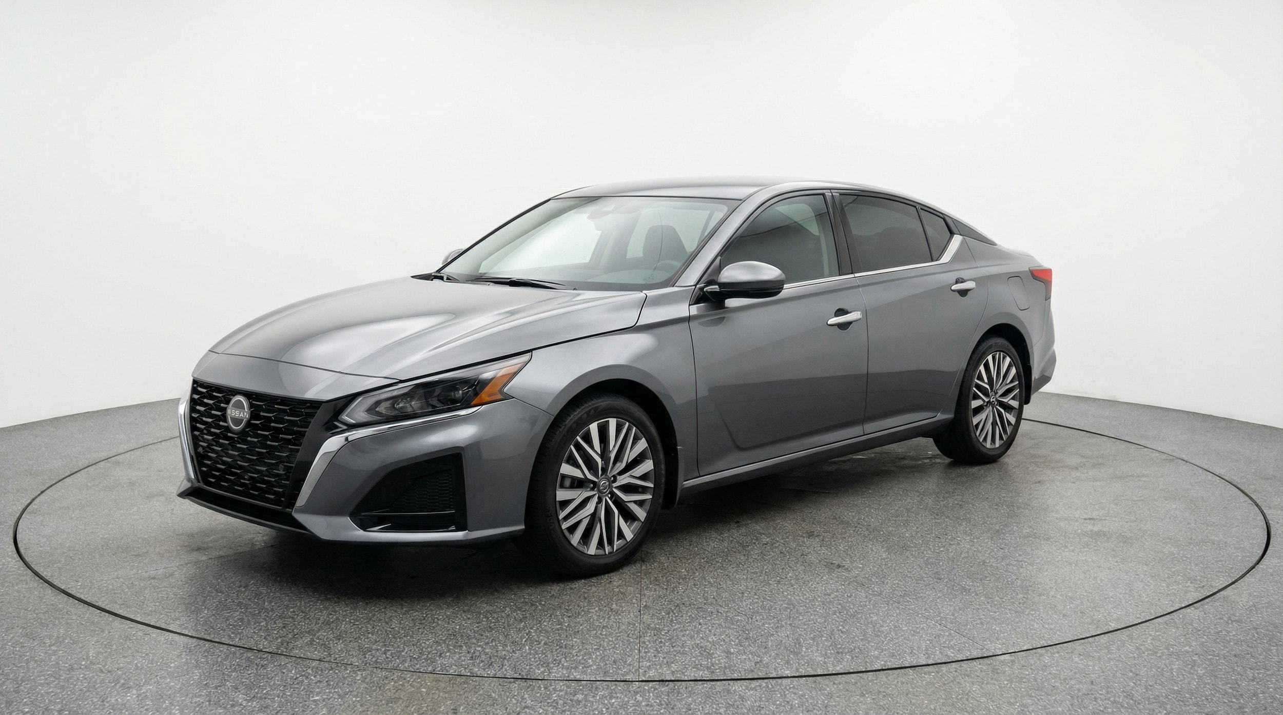 Thumbnail: 2025 Nissan Altima - 3