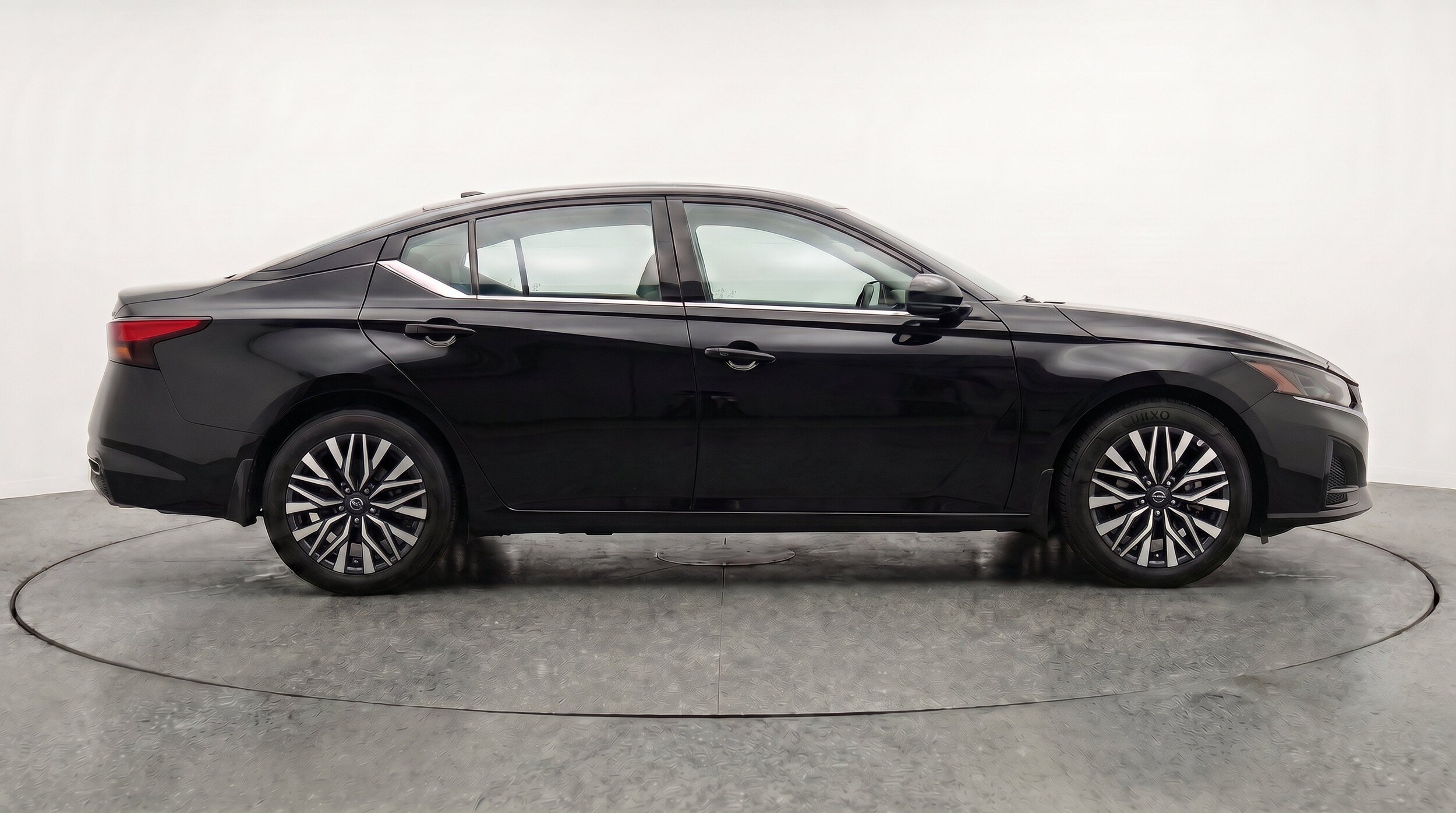 Thumbnail: 2026 Nissan Altima - 10
