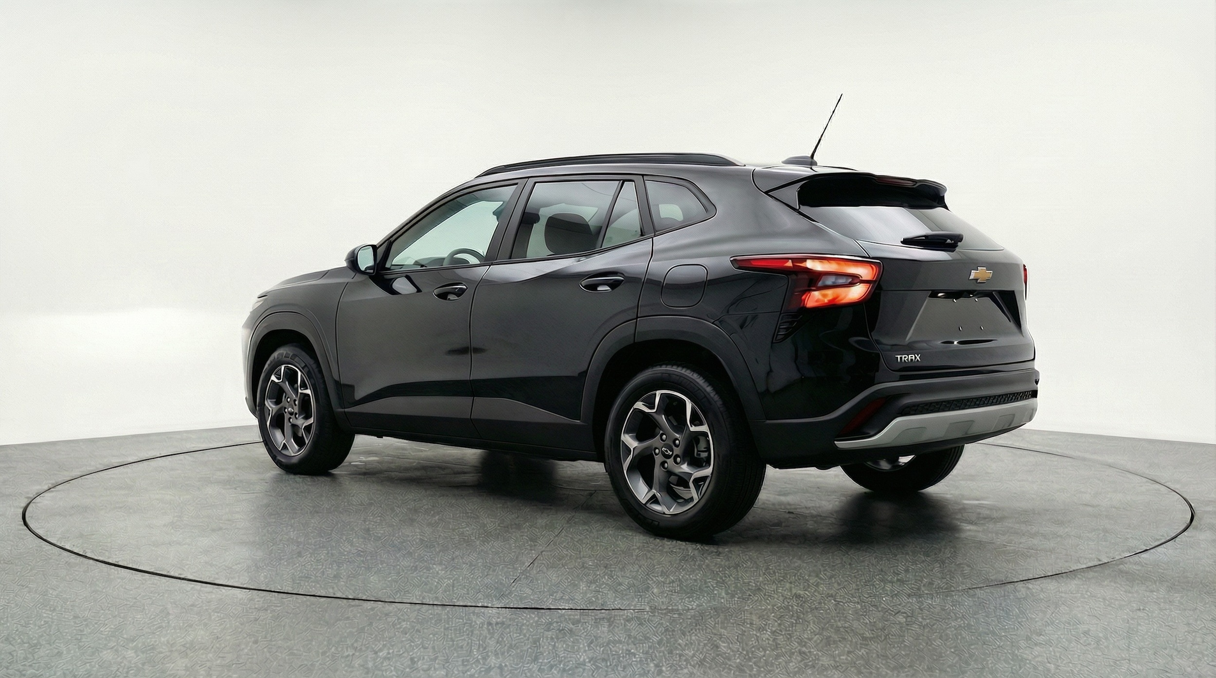 Thumbnail: 2025 Chevrolet Trax - 5