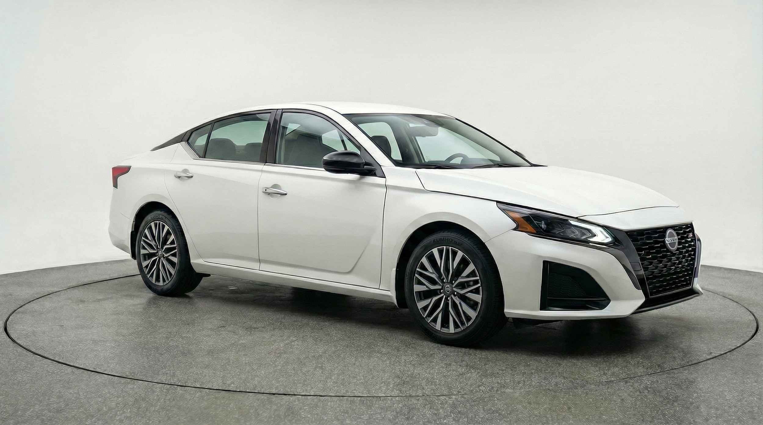 Thumbnail: 2025 Nissan Altima - 1