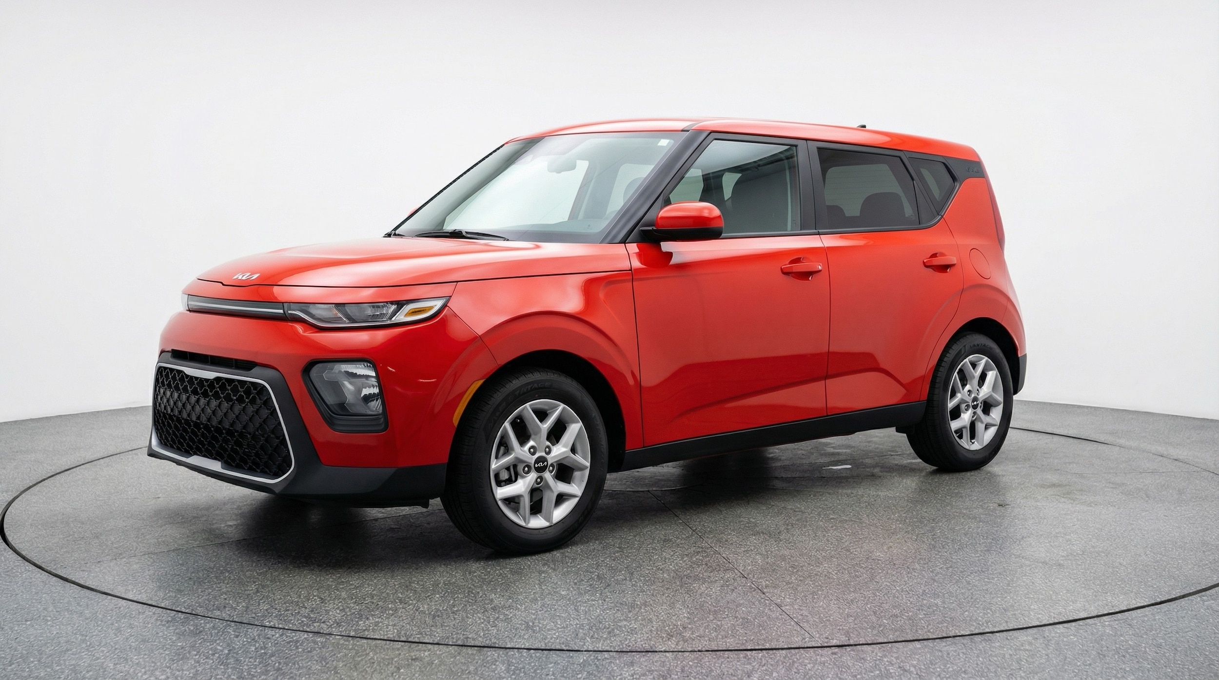 Thumbnail: 2025 Kia Soul - 3