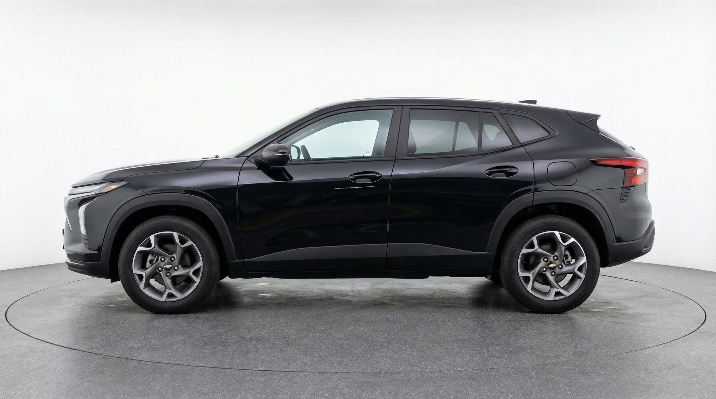 Thumbnail: 2025 Chevrolet Trax - 4