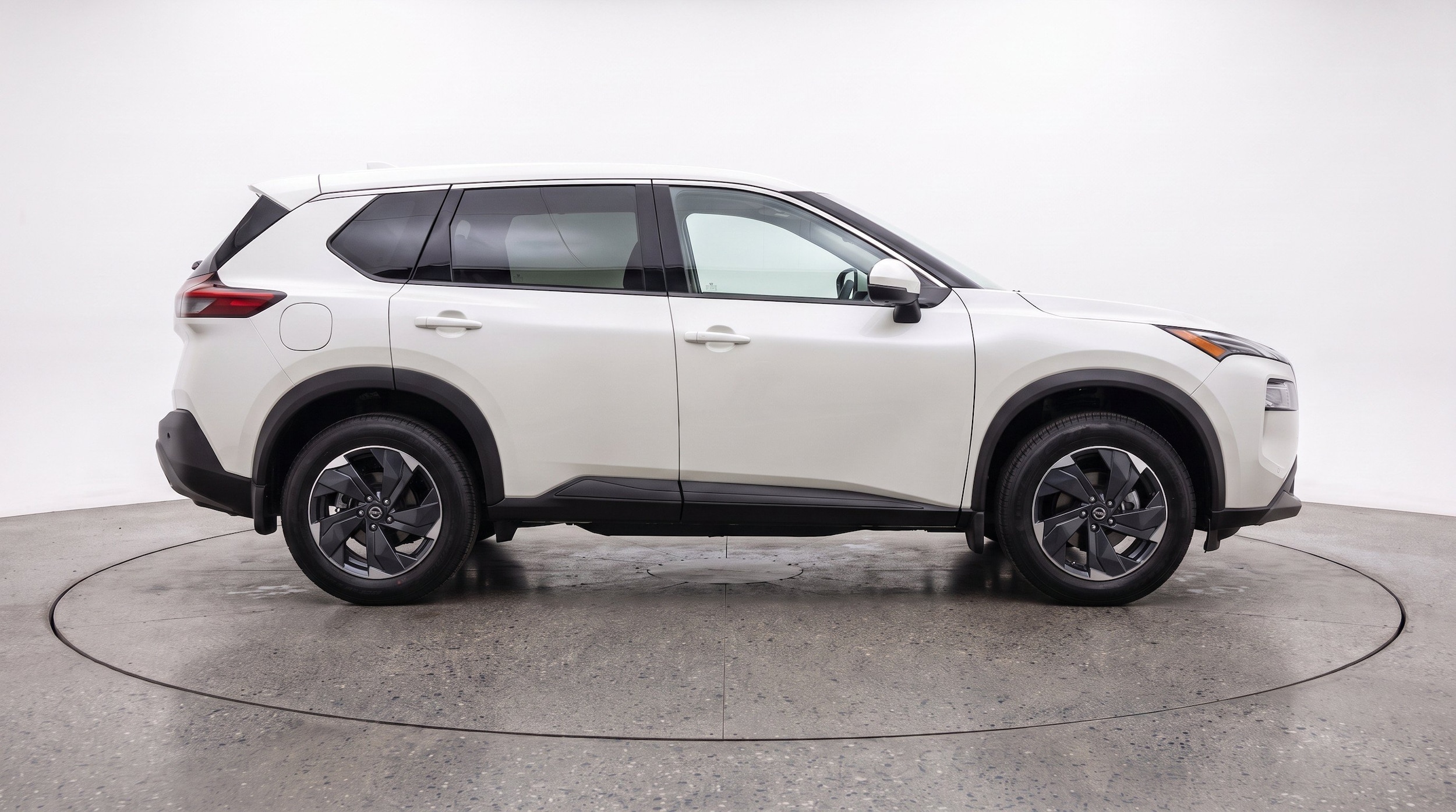 Thumbnail: 2025 Nissan Rogue - 10