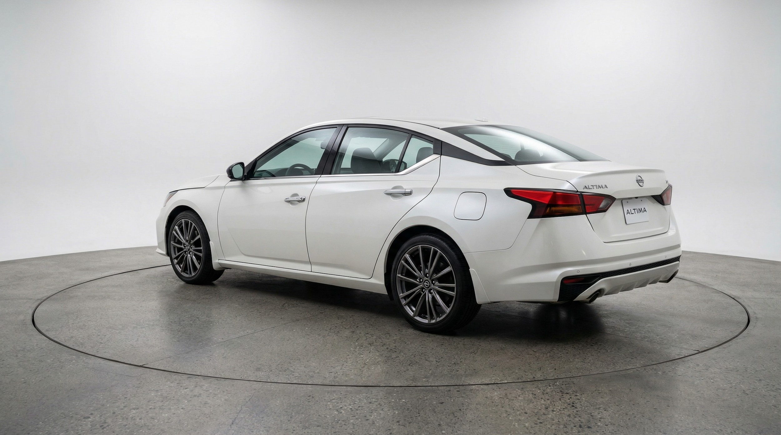 Thumbnail: 2025 Nissan Altima - 5