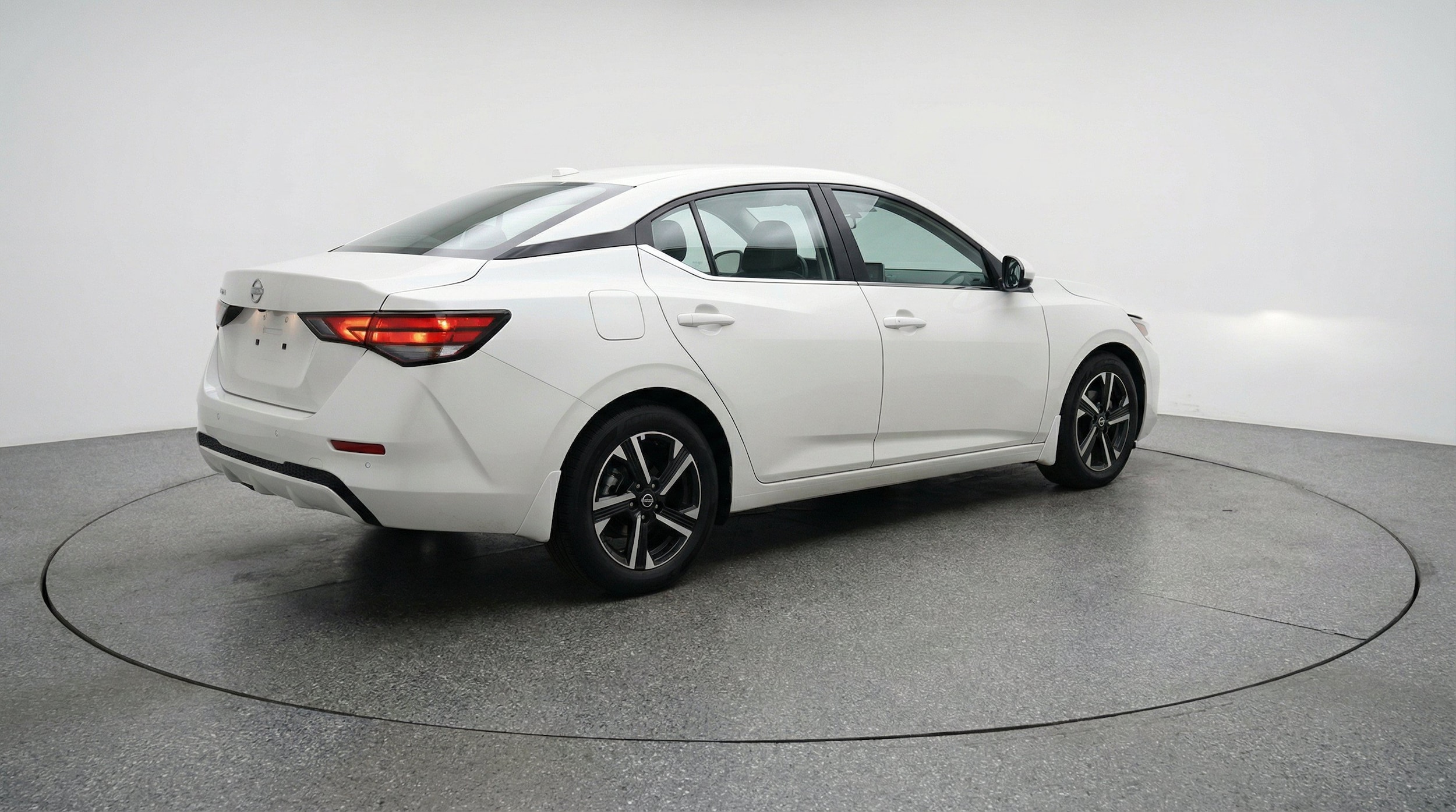 Thumbnail: 2025 Nissan Sentra - 9