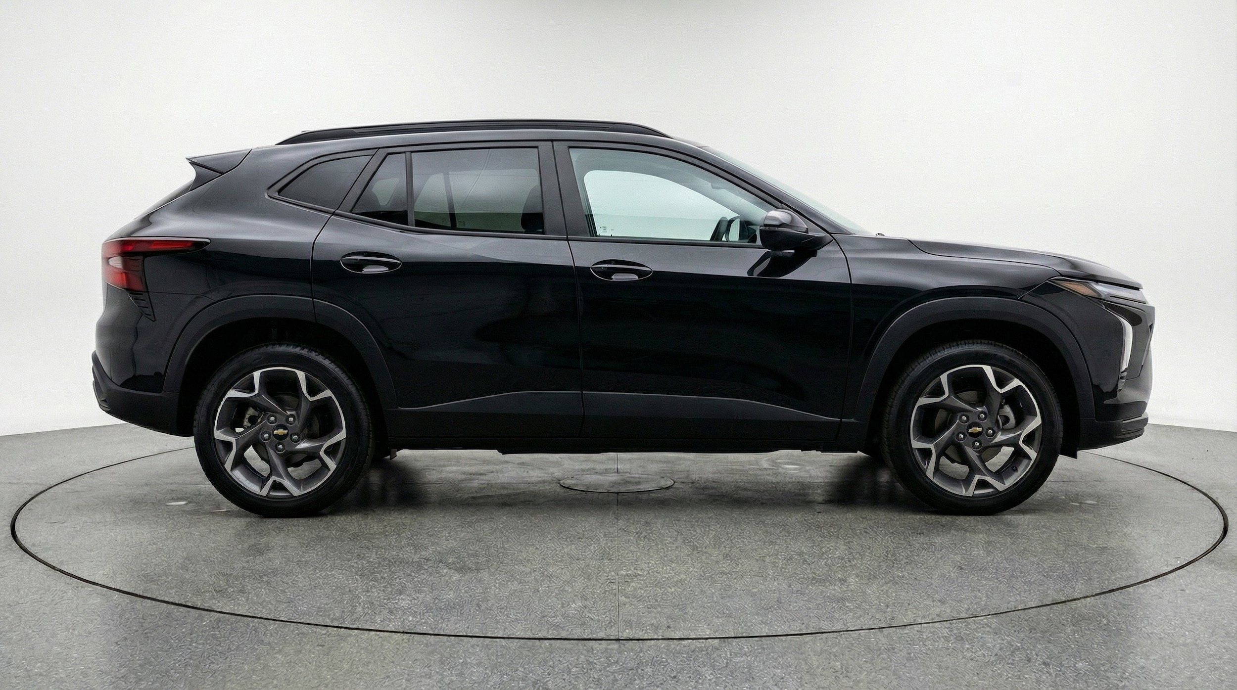 Thumbnail: 2025 Chevrolet Trax - 11