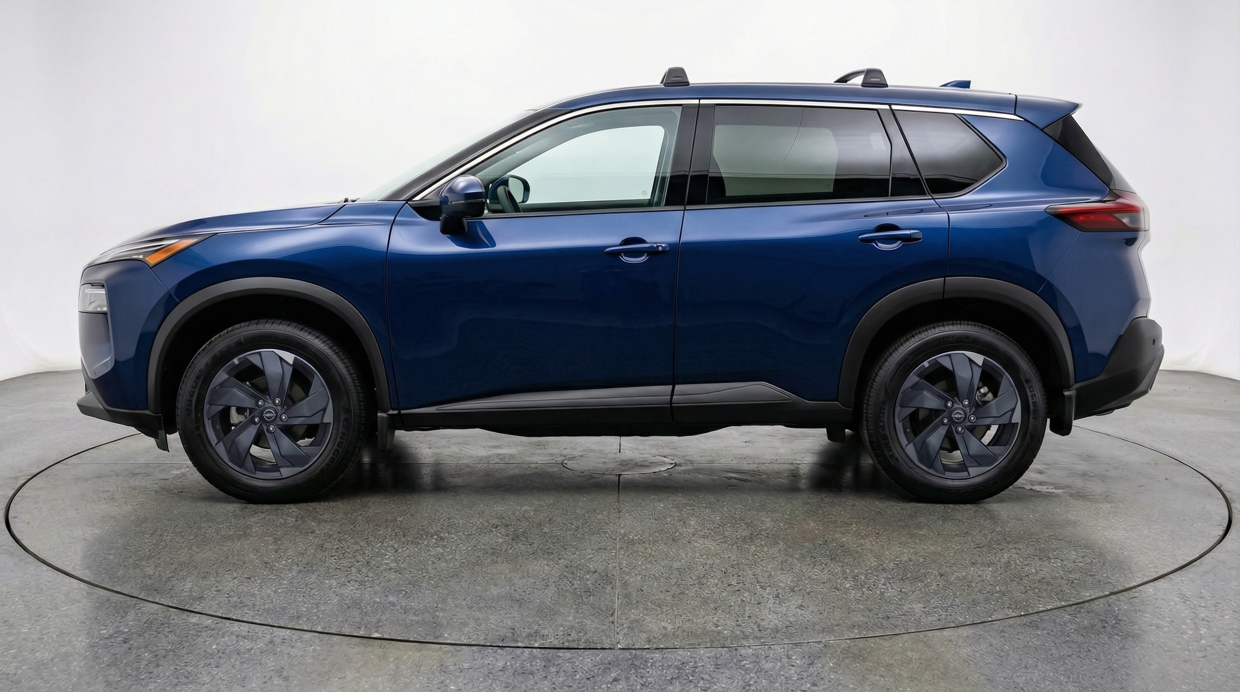 Thumbnail: 2025 Nissan Rogue - 4