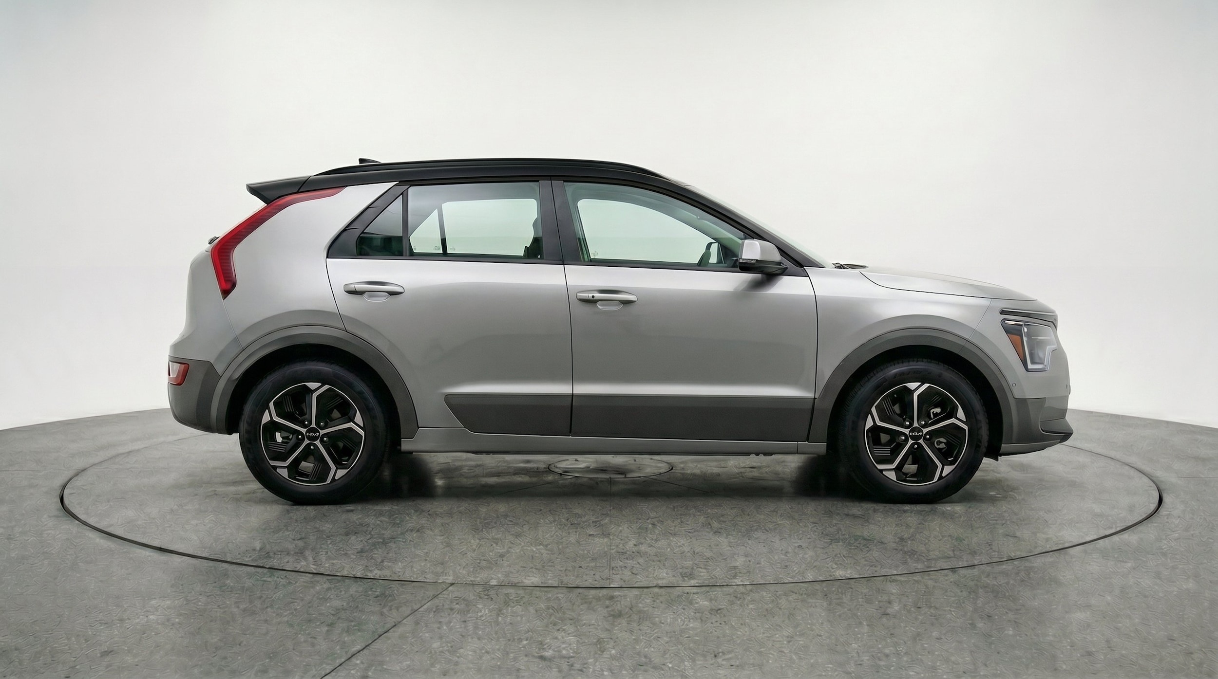 Thumbnail: 2026 Kia Niro - 11
