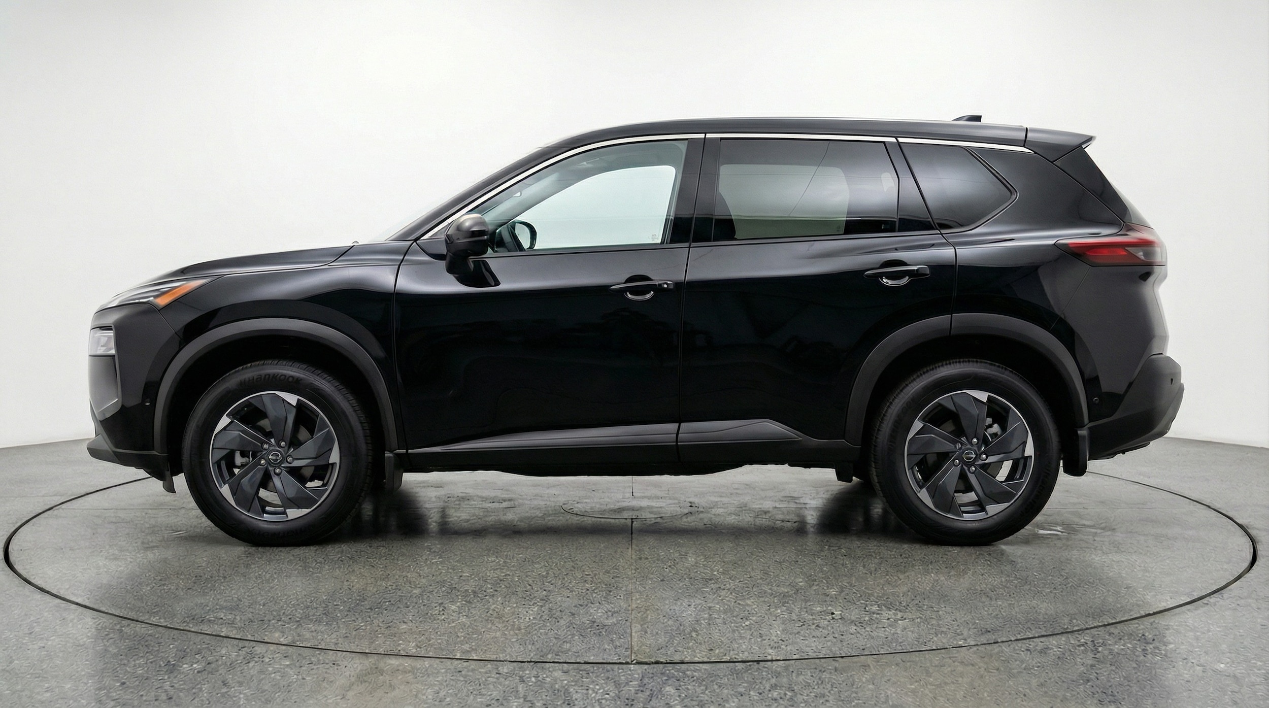 Thumbnail: 2025 Nissan Rogue - 4