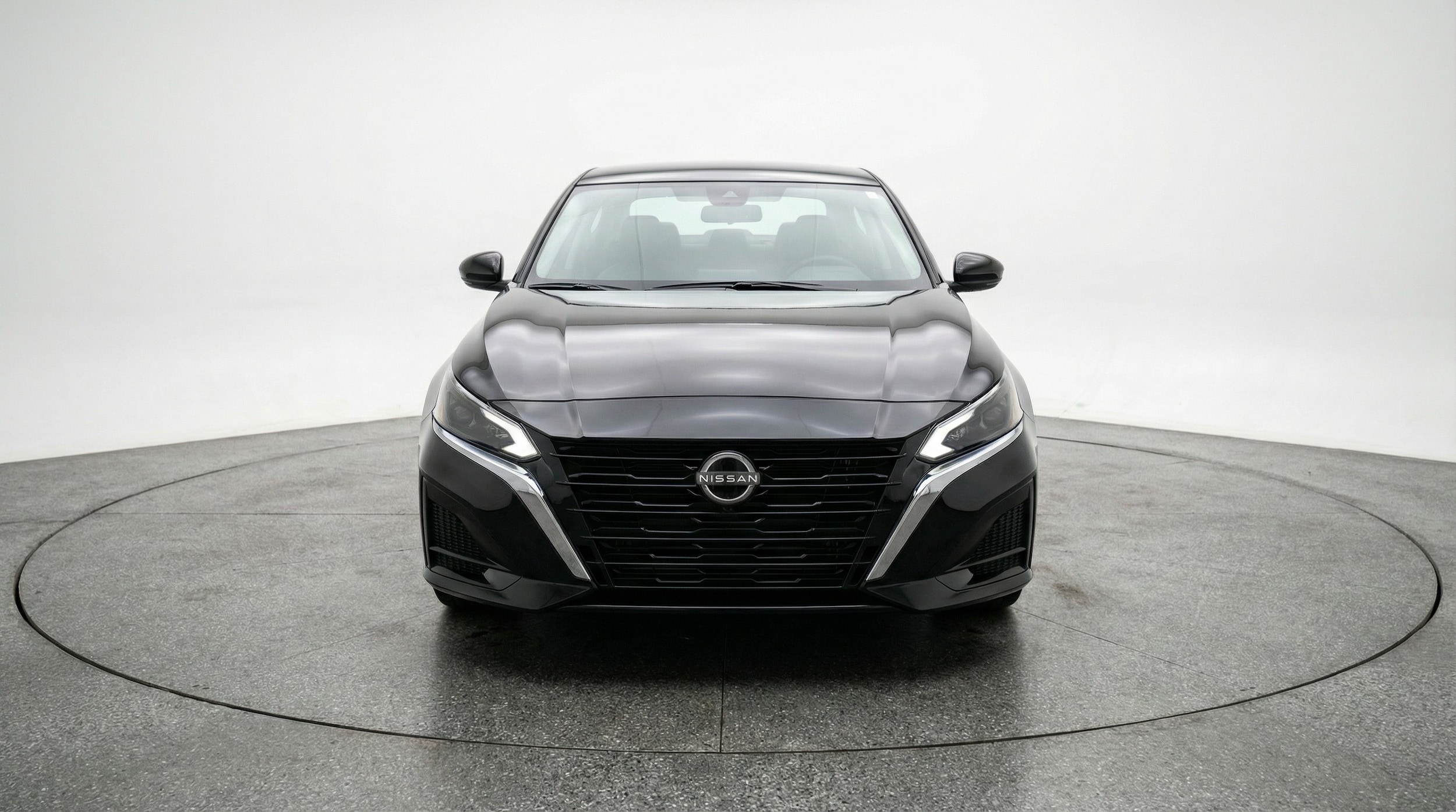 Thumbnail: 2025 Nissan Altima - 2