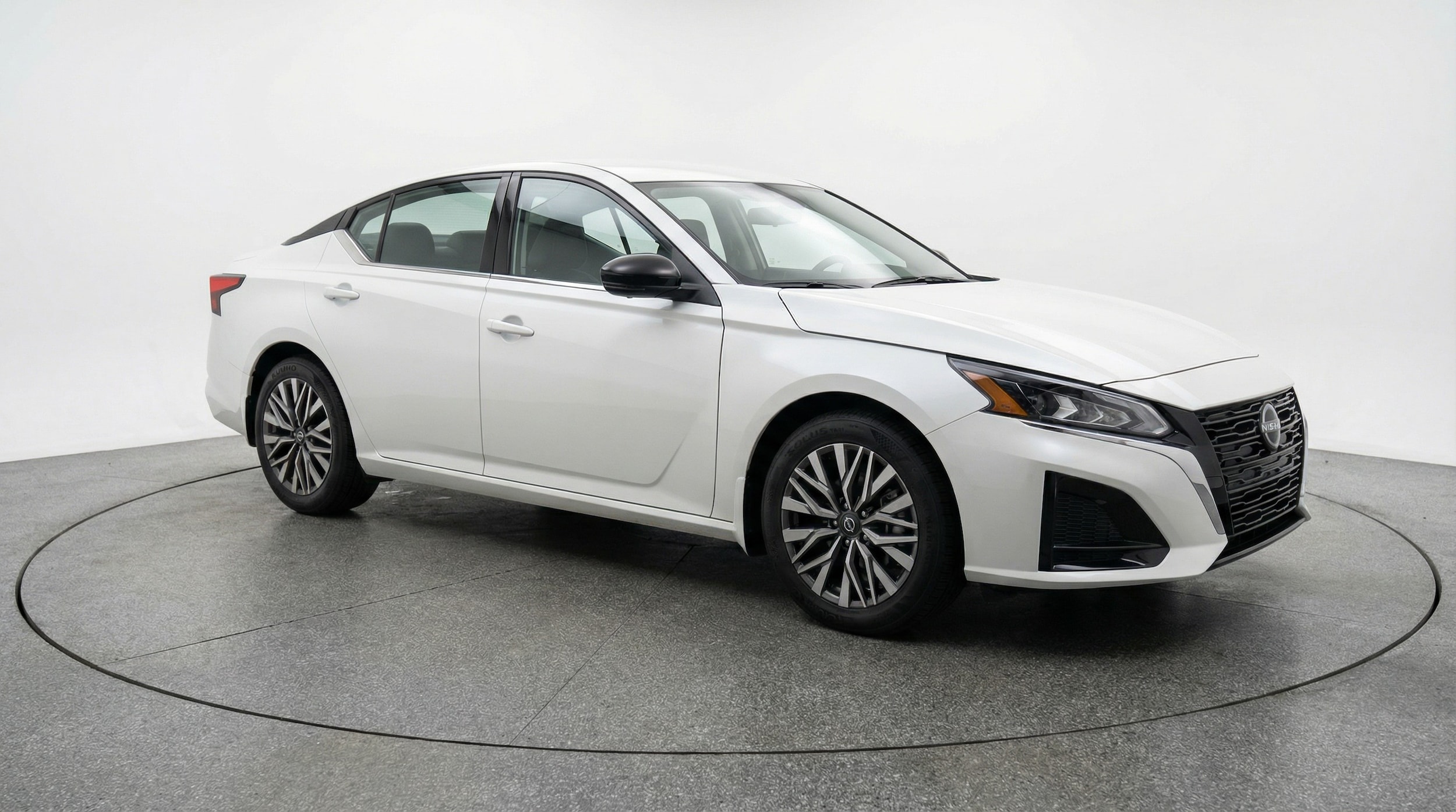 Thumbnail: 2025 Nissan Altima - 1