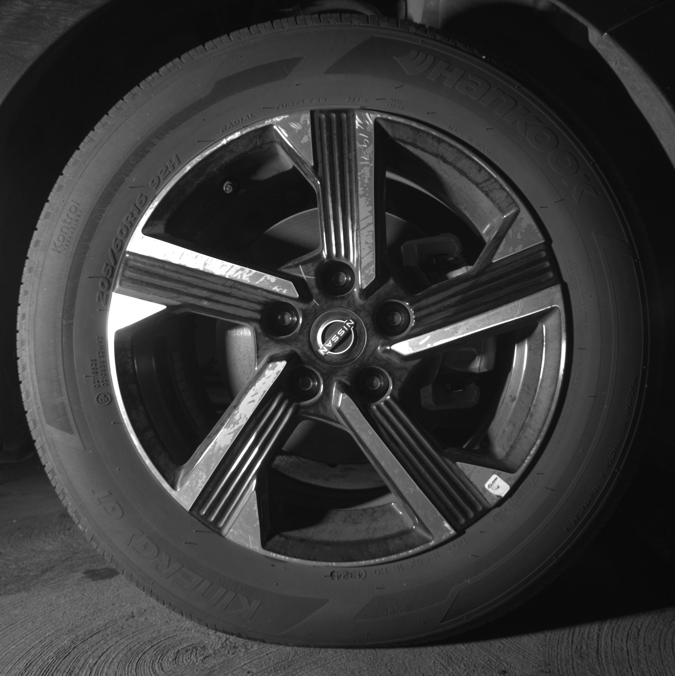 Thumbnail: 2025 Nissan Sentra - 10