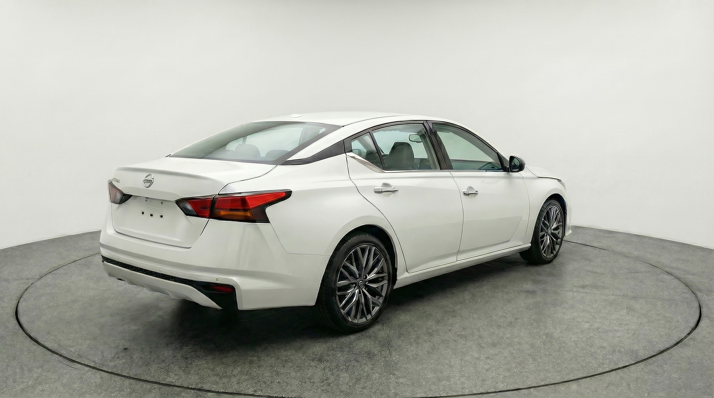 Thumbnail: 2025 Nissan Altima - 7