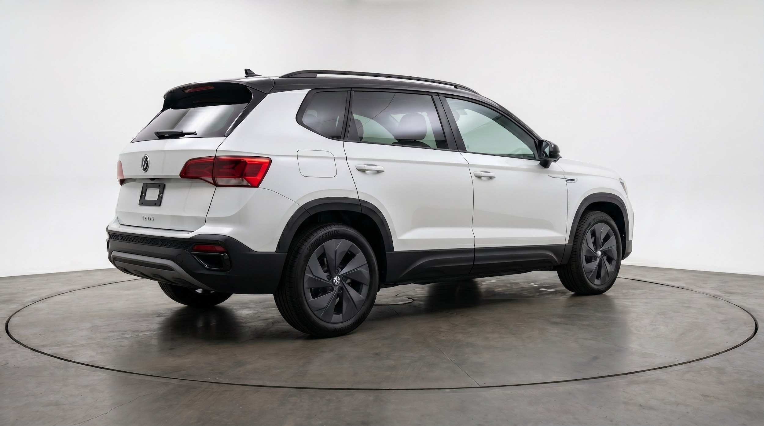 Thumbnail: 2026 Volkswagen Taos - 9