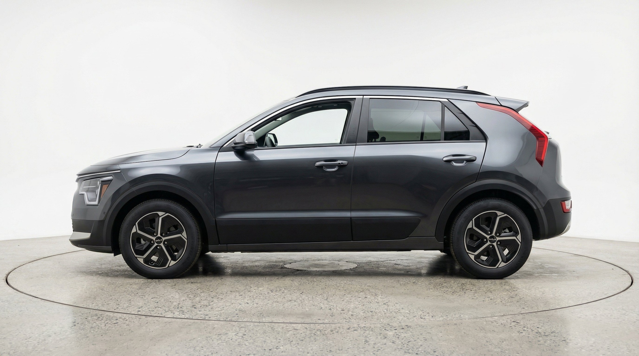 Thumbnail: 2026 Kia Niro - 5