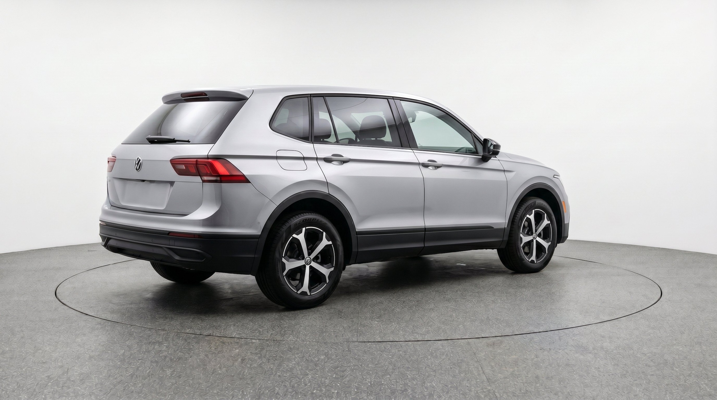 Thumbnail: 2026 Volkswagen Tiguan - 9