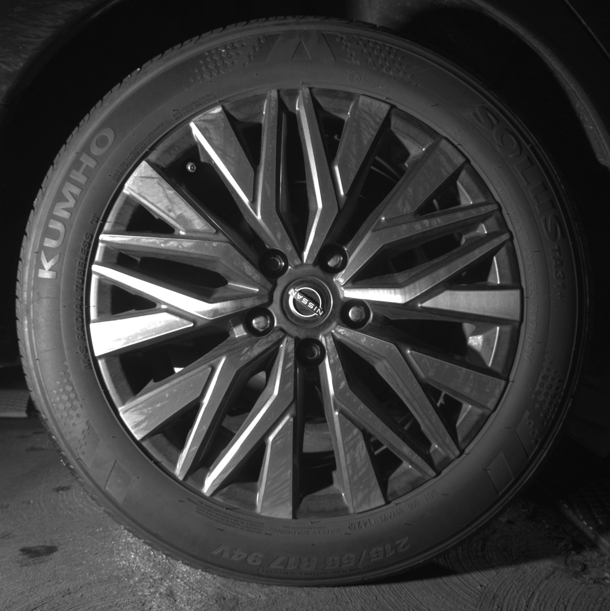 Thumbnail: 2025 Nissan Altima - 15