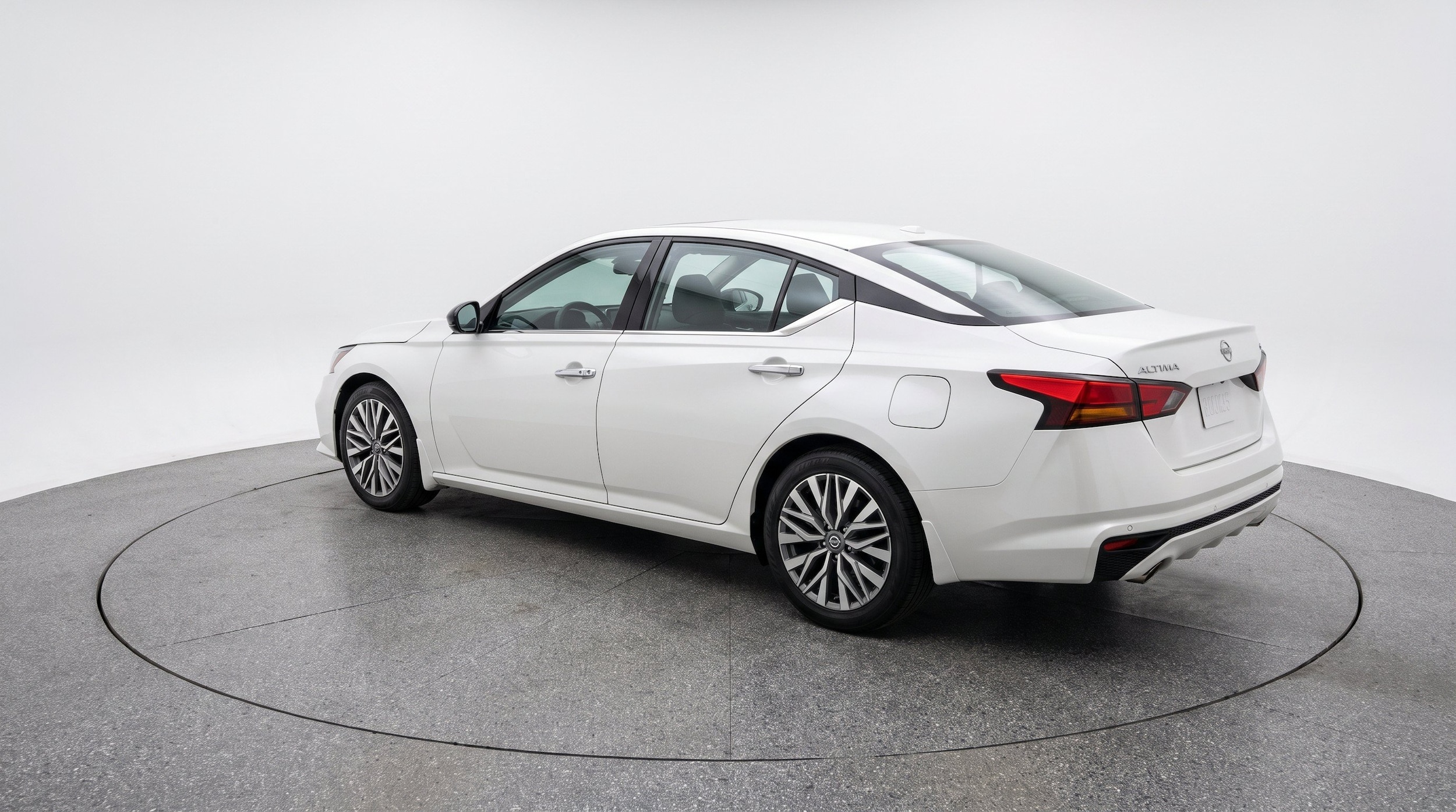 Thumbnail: 2025 Nissan Altima - 6
