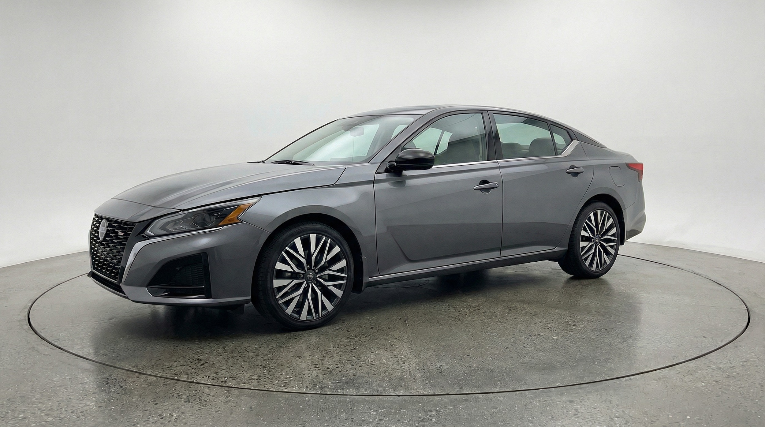 Thumbnail: 2025 Nissan Altima - 3