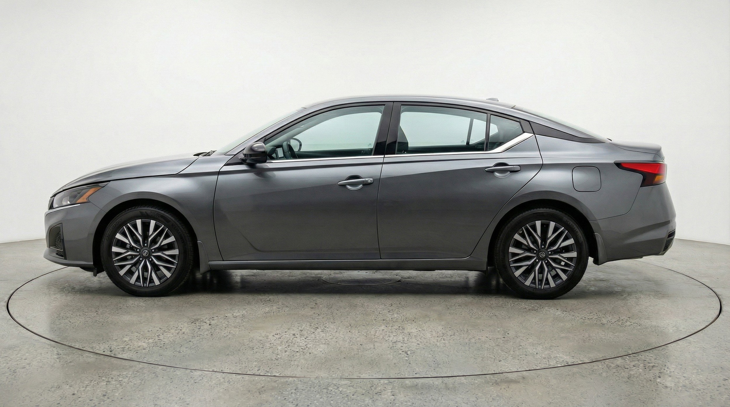 Thumbnail: 2025 Nissan Altima - 5