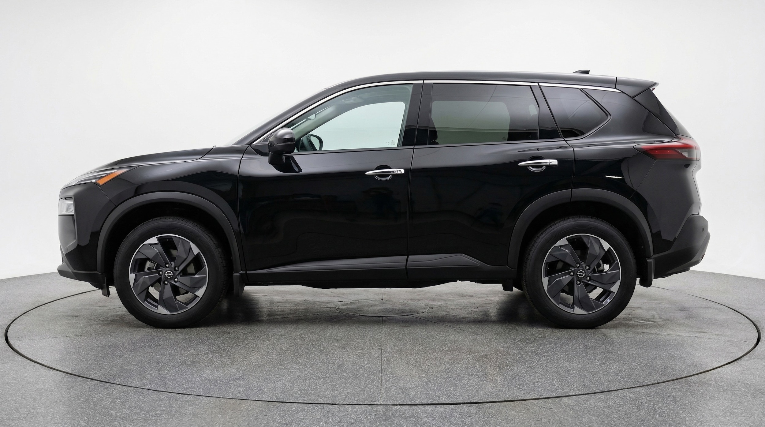 Thumbnail: 2025 Nissan Rogue - 4