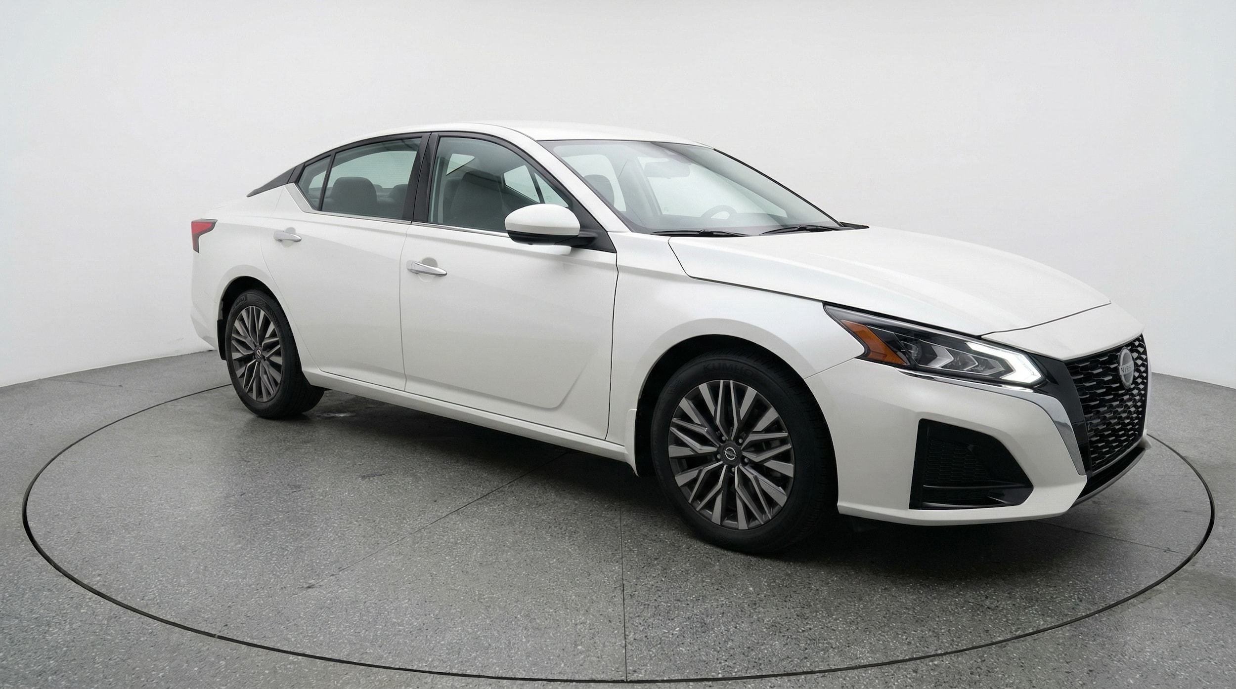 Thumbnail: 2025 Nissan Altima - 1