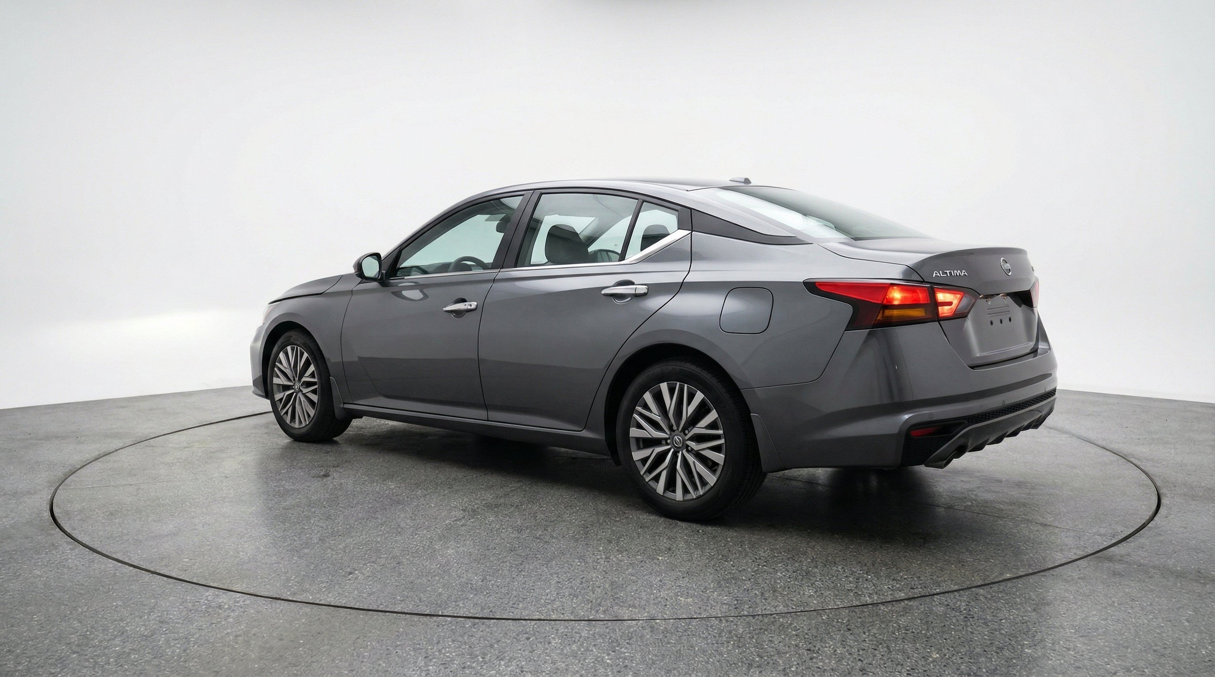 Thumbnail: 2025 Nissan Altima - 6