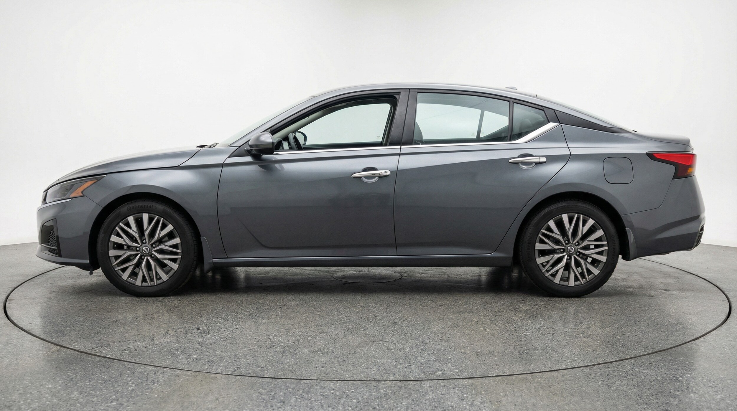 Thumbnail: 2025 Nissan Altima - 4