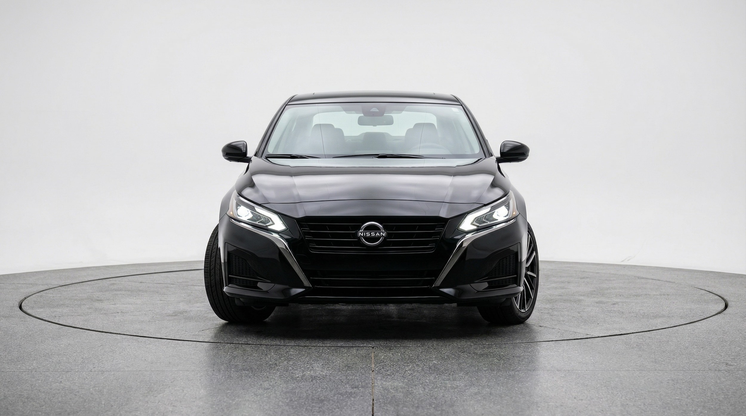 Thumbnail: 2025 Nissan Altima - 2