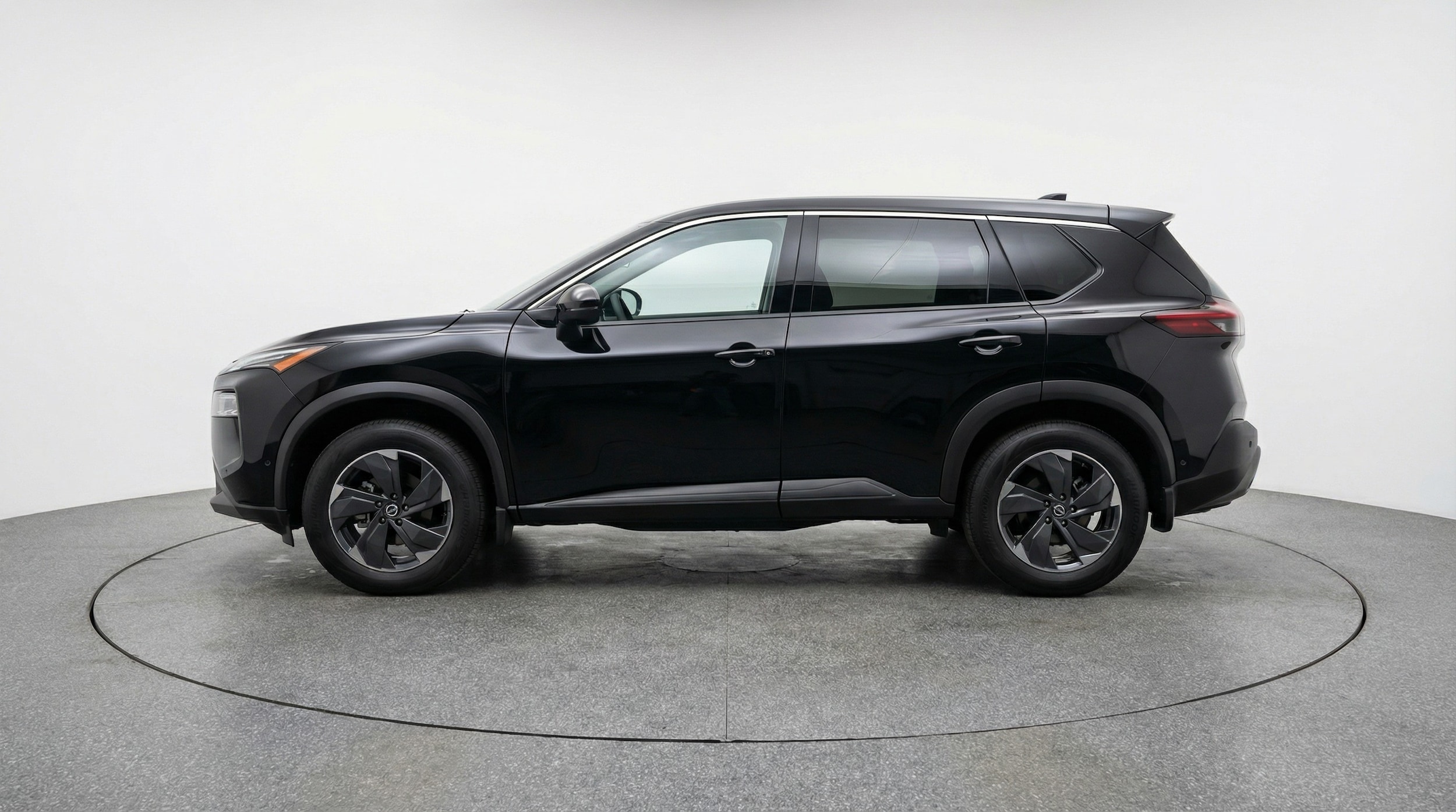 Thumbnail: 2025 Nissan Rogue - 4