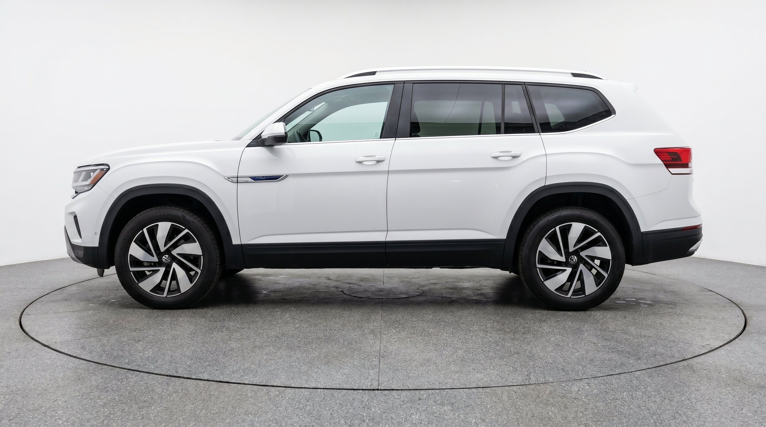 Thumbnail: 2026 Volkswagen Atlas - 5
