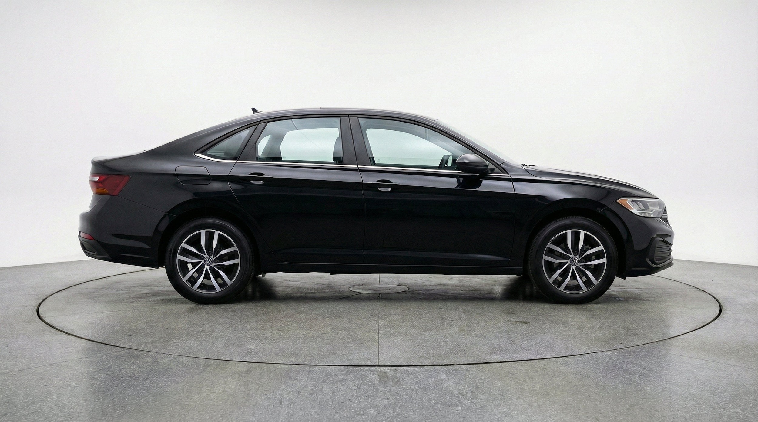 Thumbnail: 2025 Volkswagen Jetta - 11