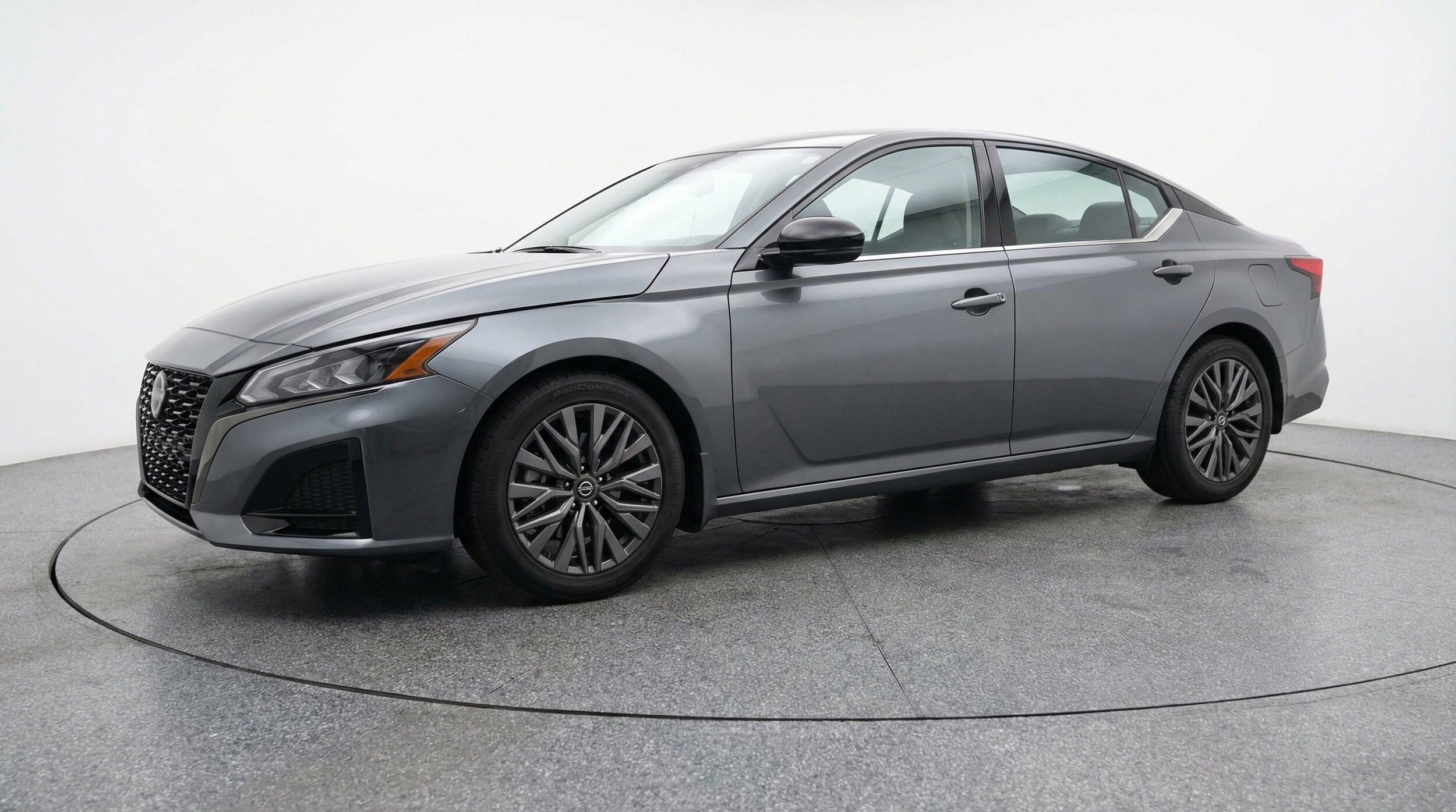 Thumbnail: 2025 Nissan Altima - 3