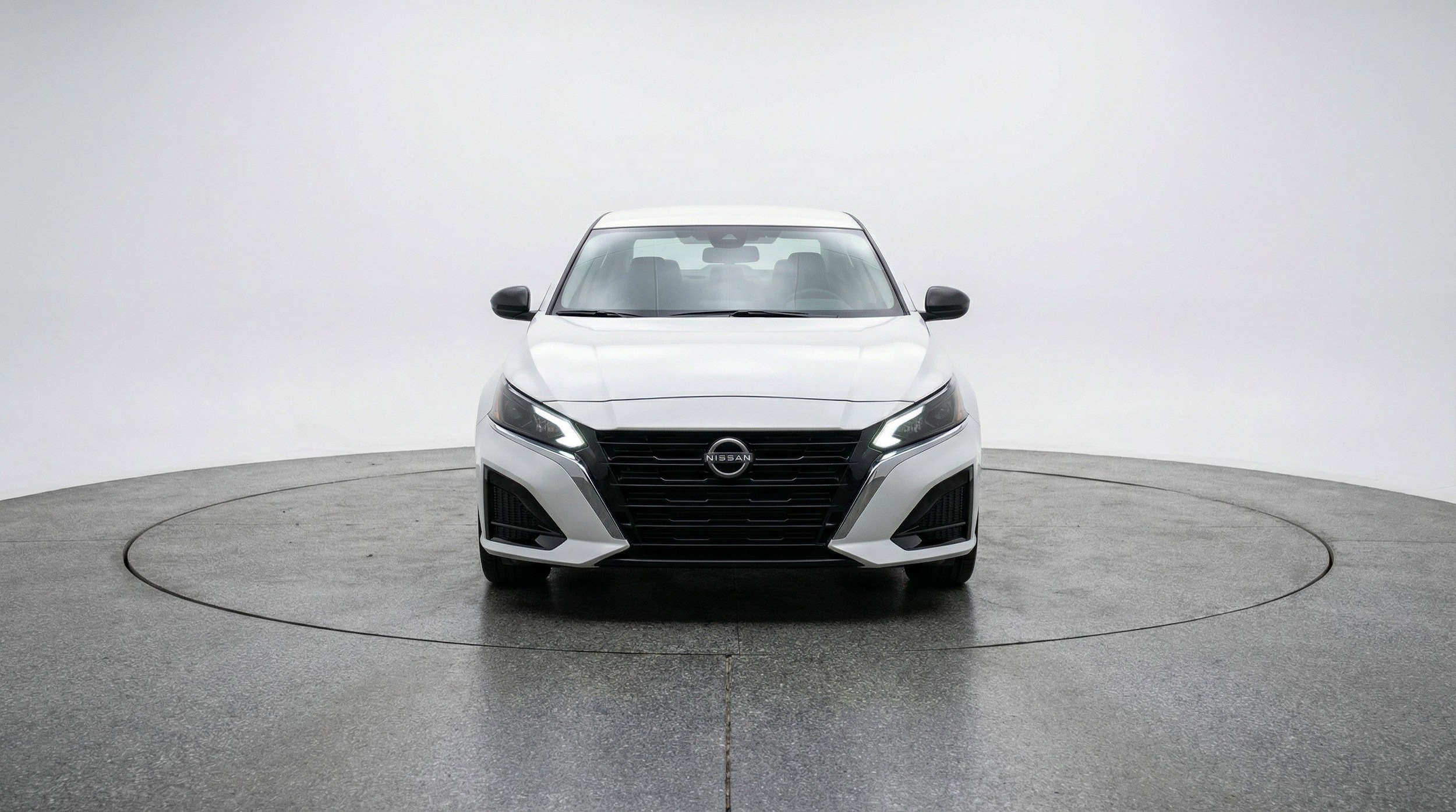 Thumbnail: 2025 Nissan Altima - 2