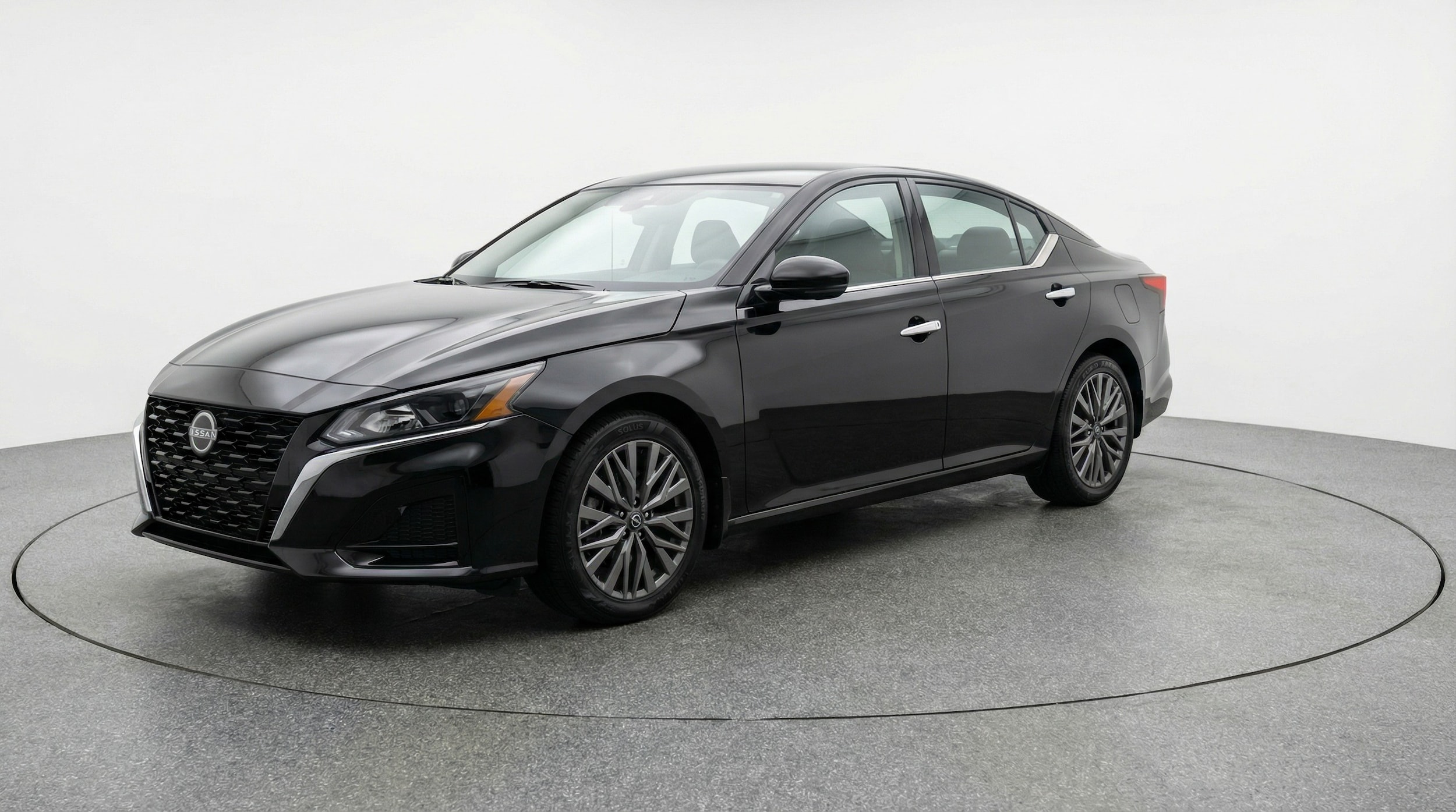 Thumbnail: 2025 Nissan Altima - 3