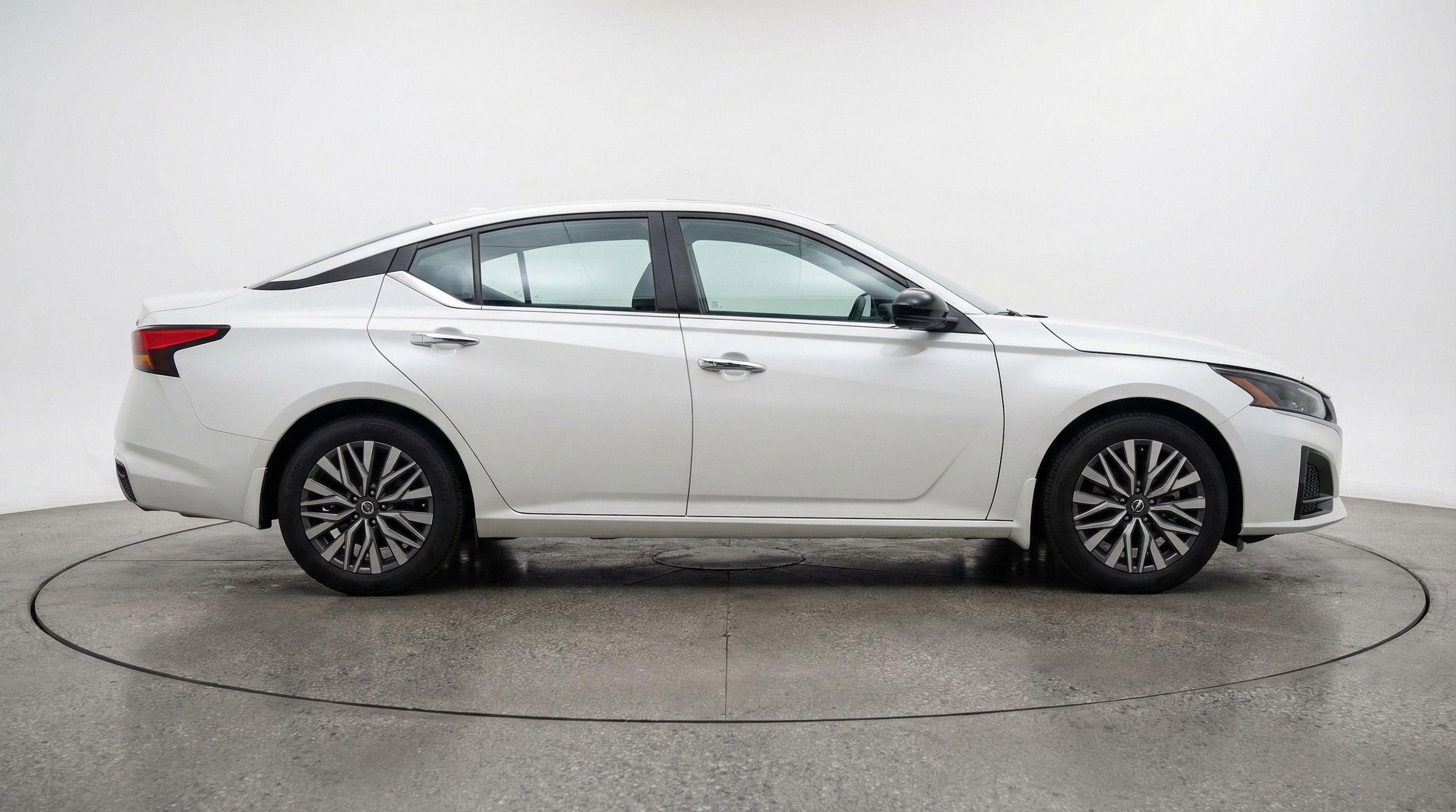 Thumbnail: 2025 Nissan Altima - 11