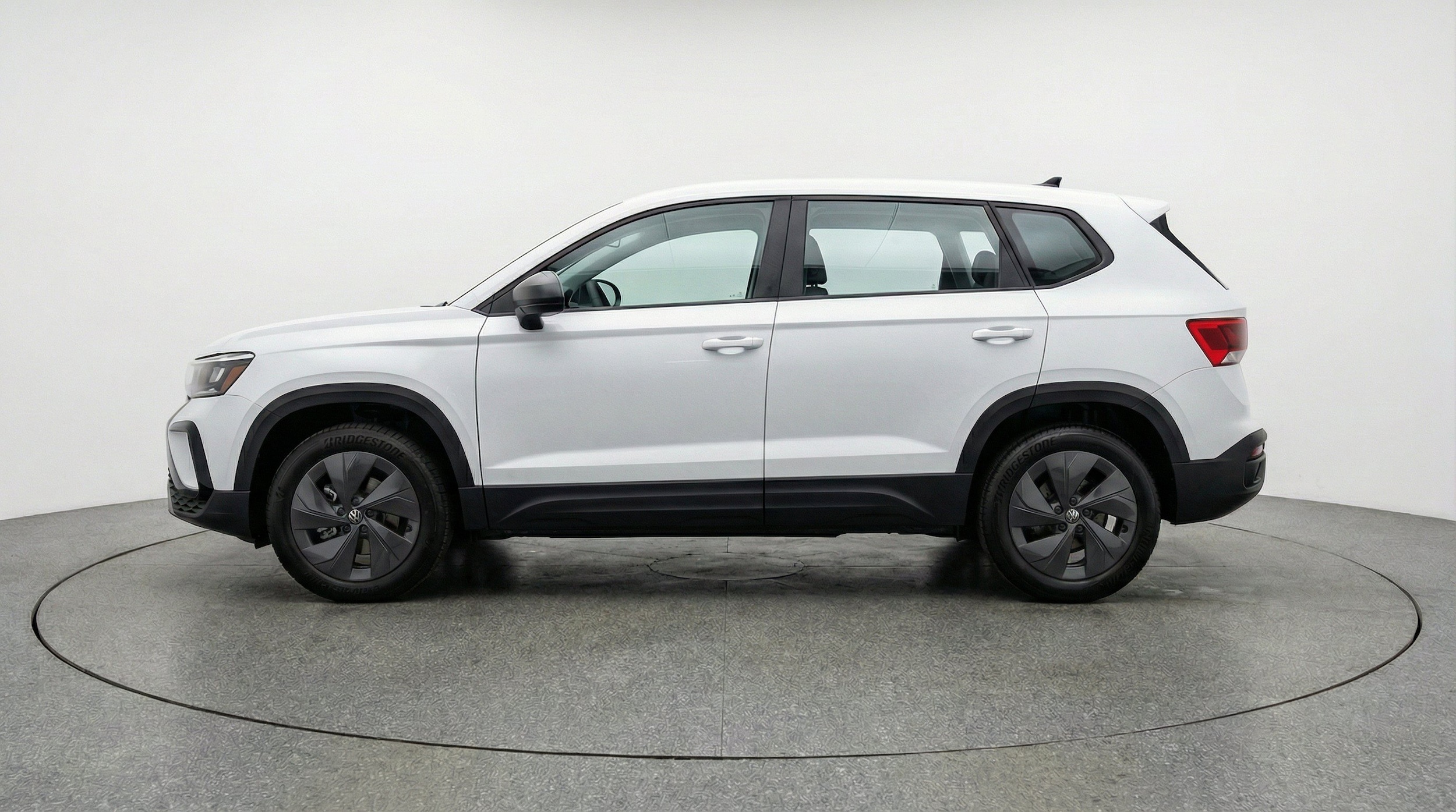 Thumbnail: 2026 Volkswagen Taos - 5