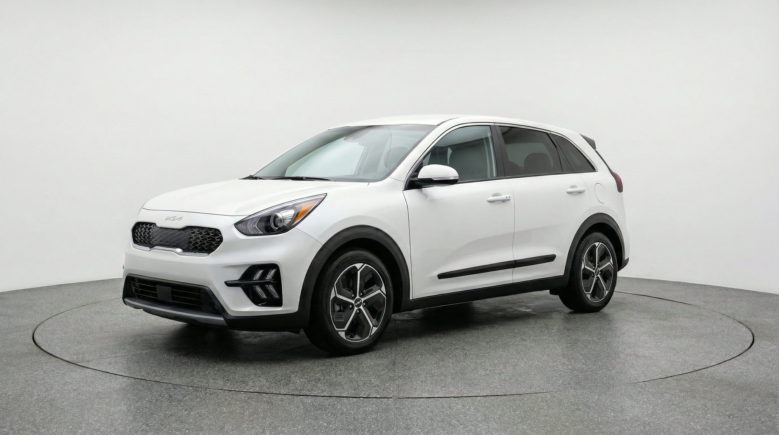 Thumbnail: 2026 Kia Niro - 3