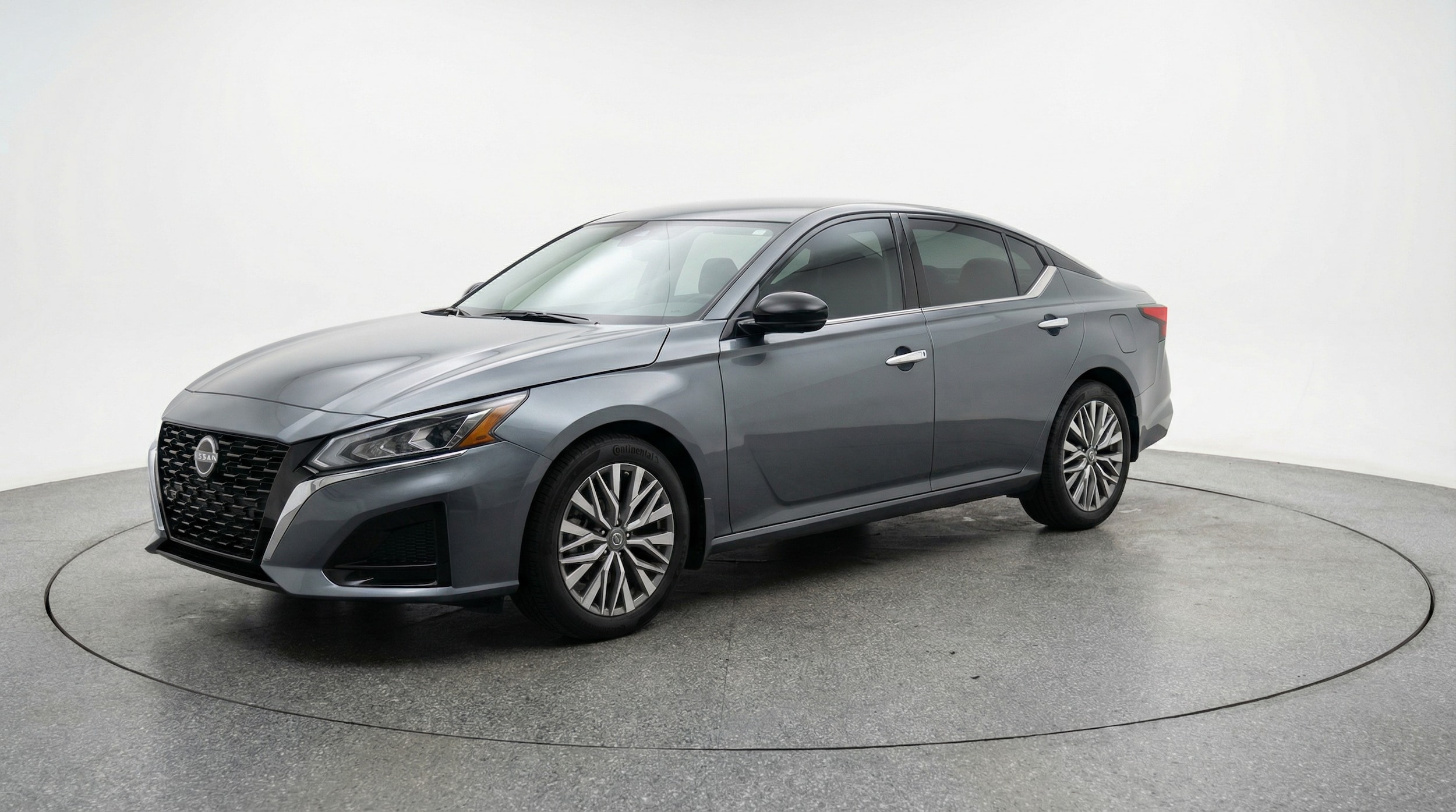 Thumbnail: 2025 Nissan Altima - 3