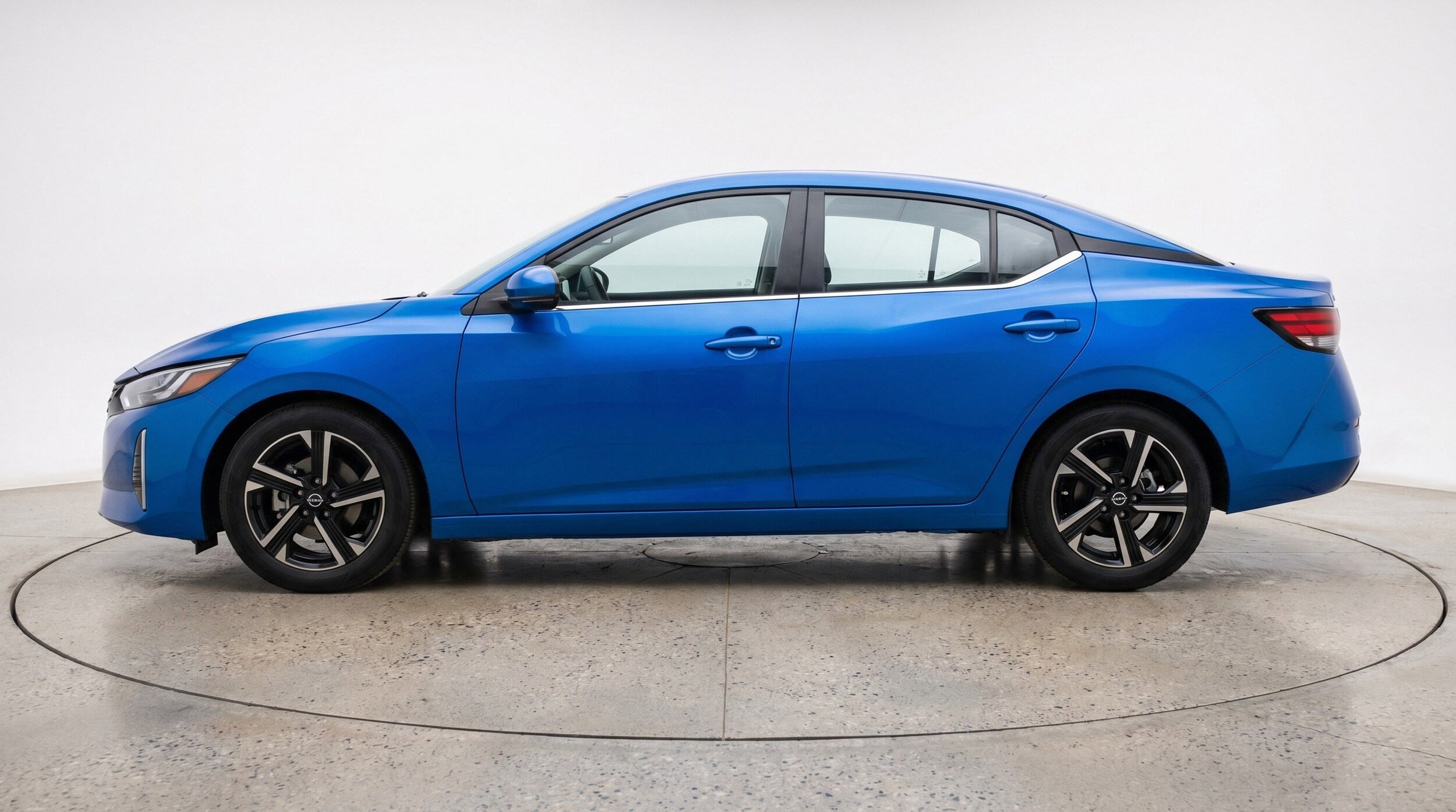Thumbnail: 2025 Nissan Sentra - 5