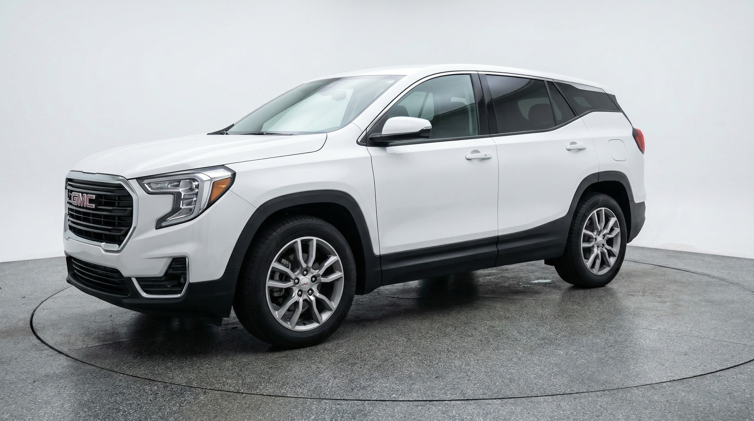 Thumbnail: 2024 GMC Terrain - 3