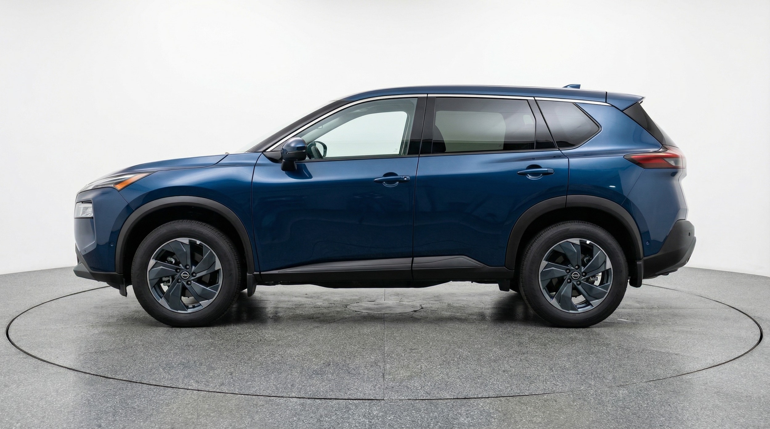 Thumbnail: 2025 Nissan Rogue - 4