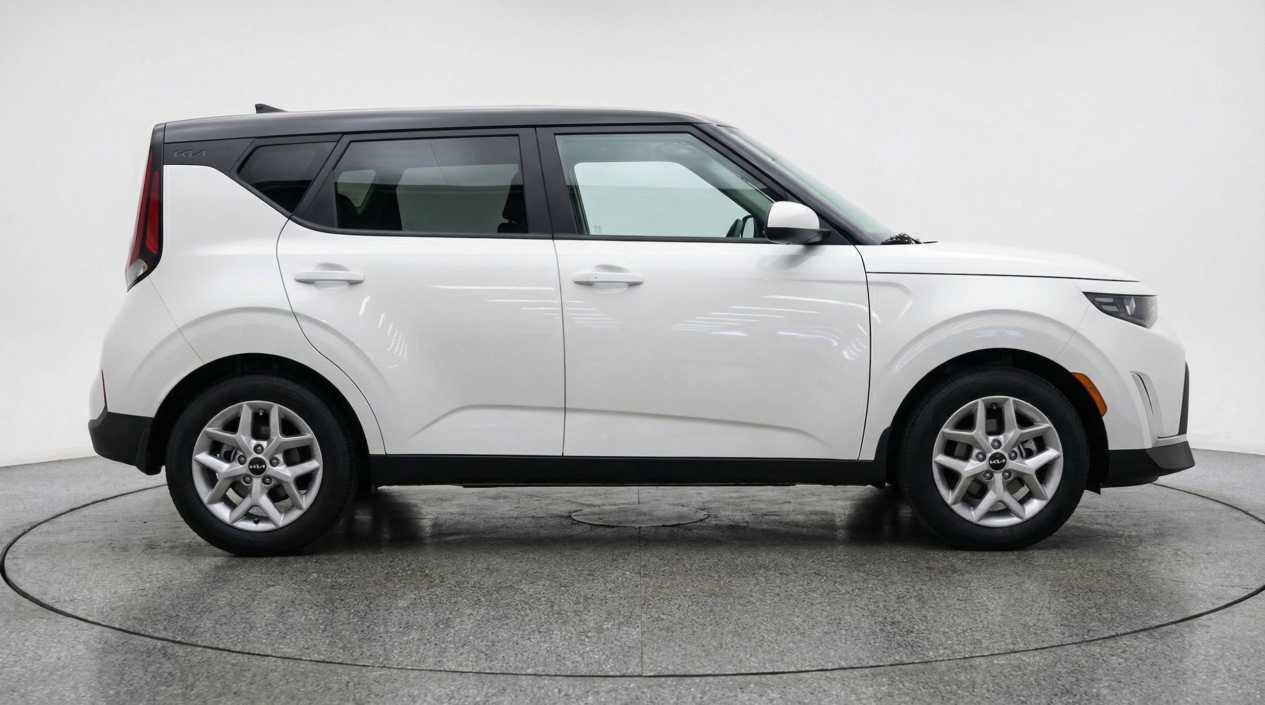 Thumbnail: 2025 Kia Soul - 11