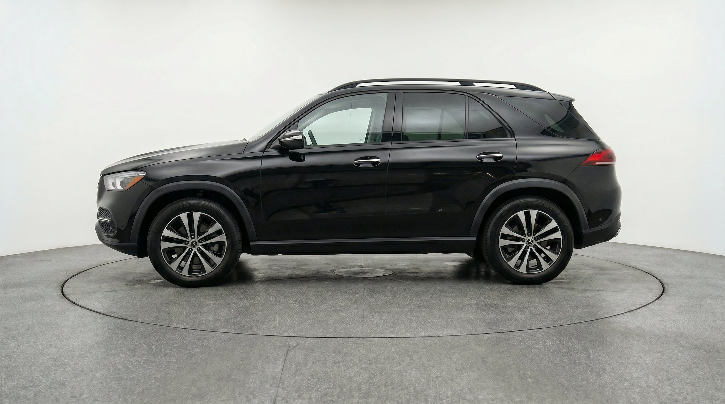 Thumbnail: 2026 Mercedes-Benz GLE - 5