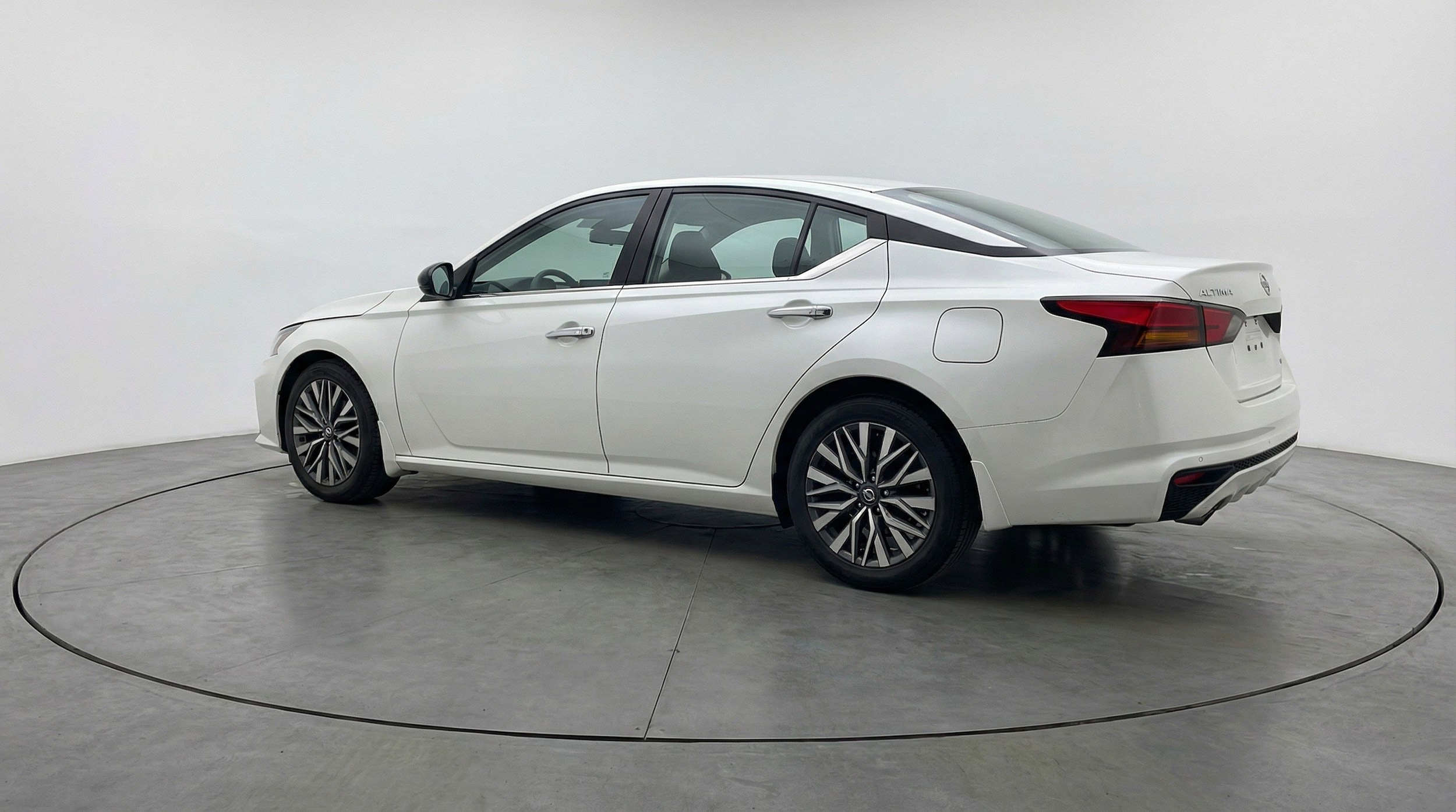 Thumbnail: 2025 Nissan Altima - 6