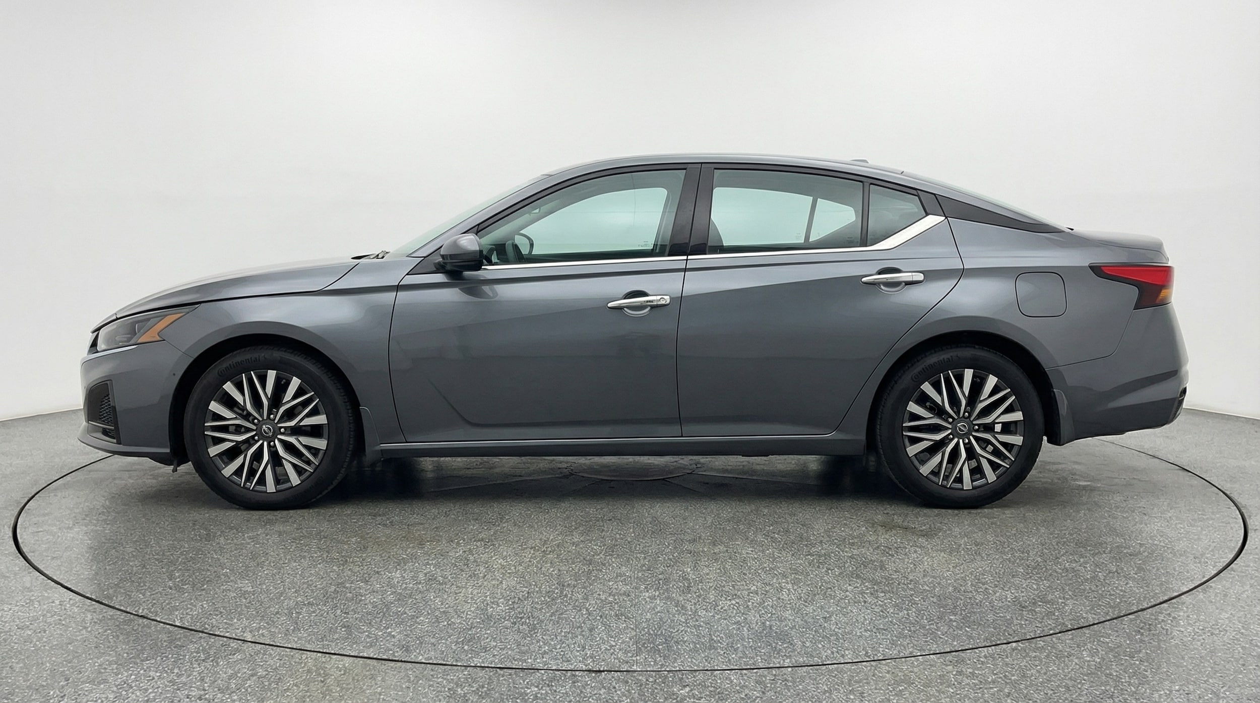 Thumbnail: 2025 Nissan Altima - 4