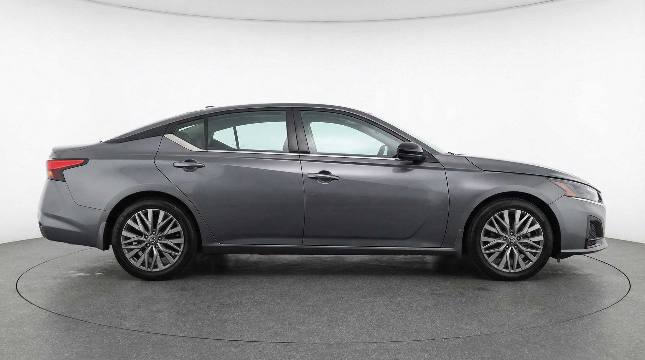 Thumbnail: 2025 Nissan Altima - 8