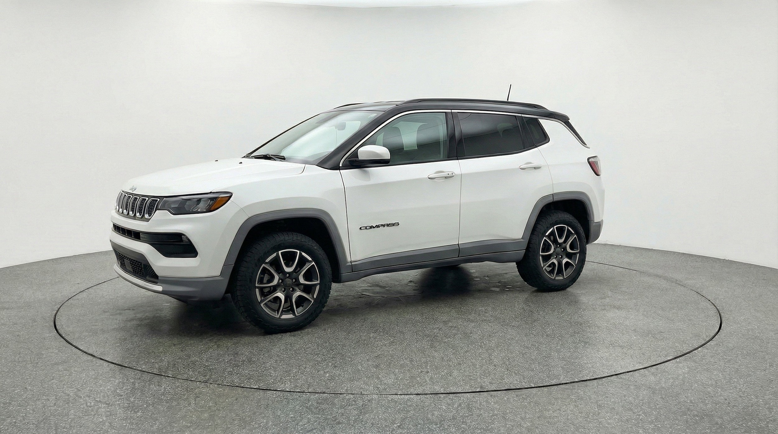 Thumbnail: 2025 Jeep Compass - 3