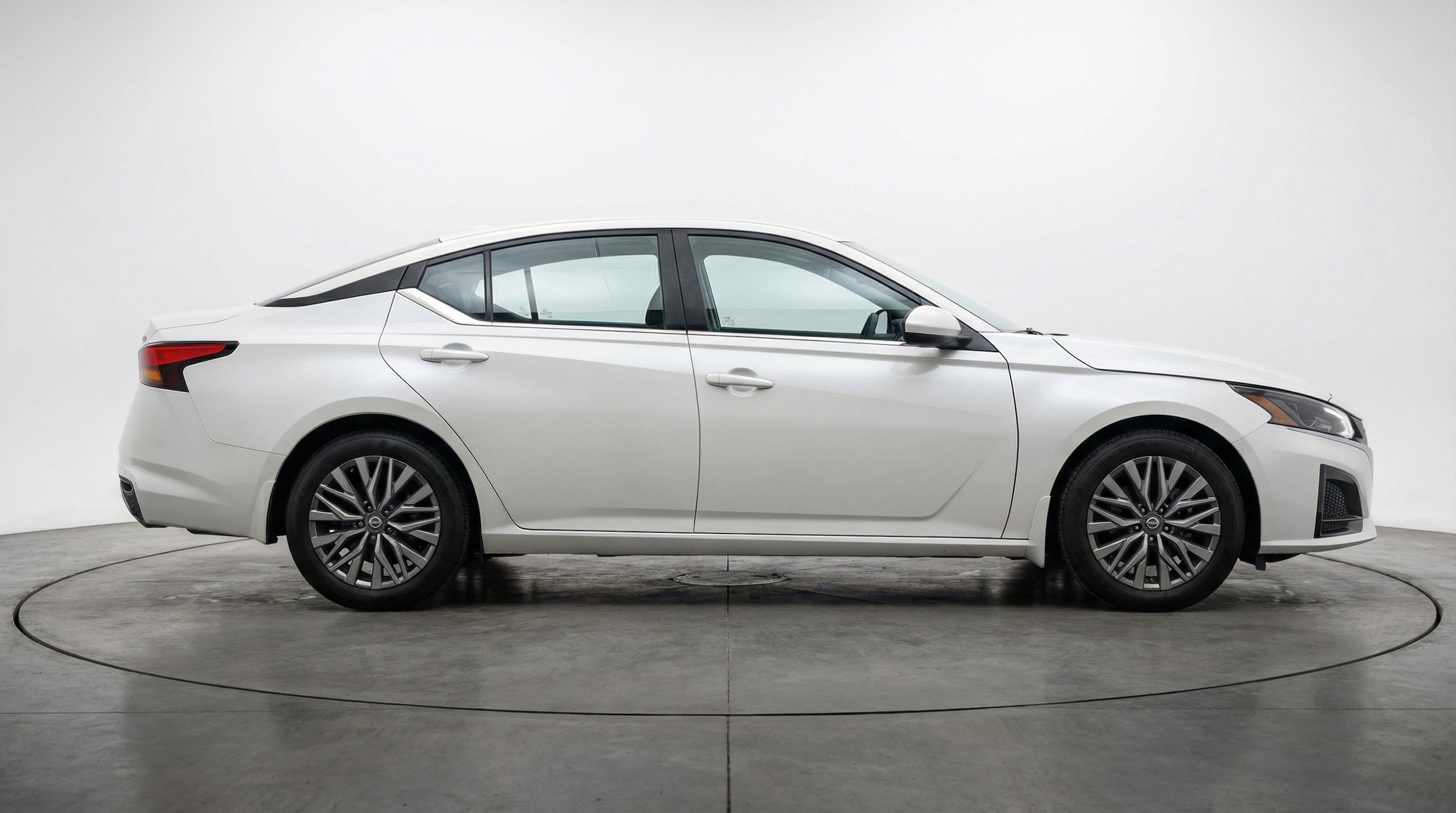 Thumbnail: 2025 Nissan Altima - 11